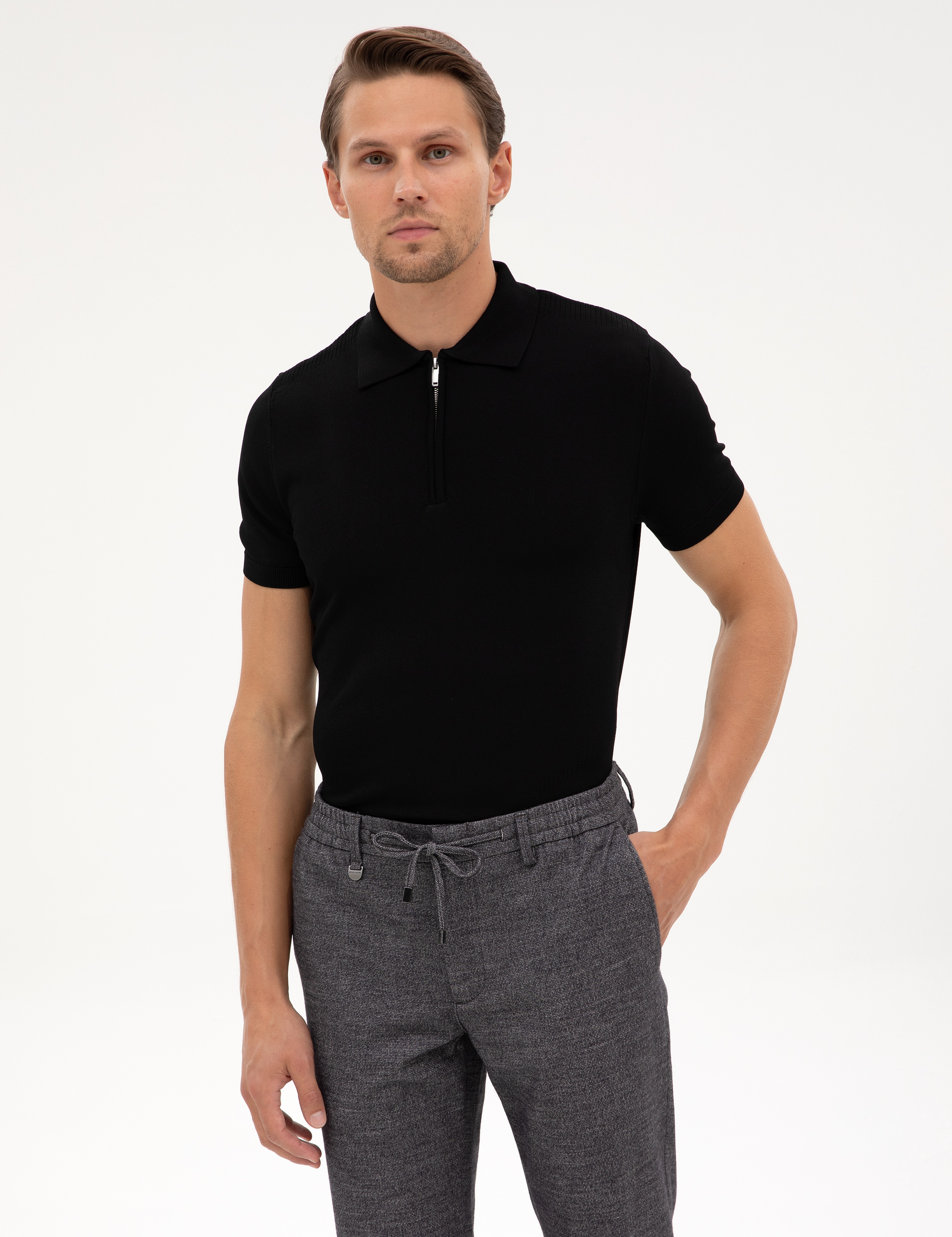 Siyah Slim Fit Fermuarlı Polo Yaka Triko Kazak - Image 1
