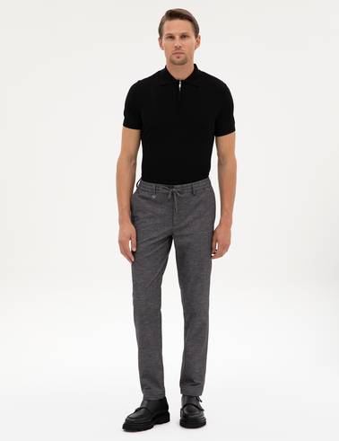 Siyah Slim Fit Fermuarlı Polo Yaka Triko Kazak
