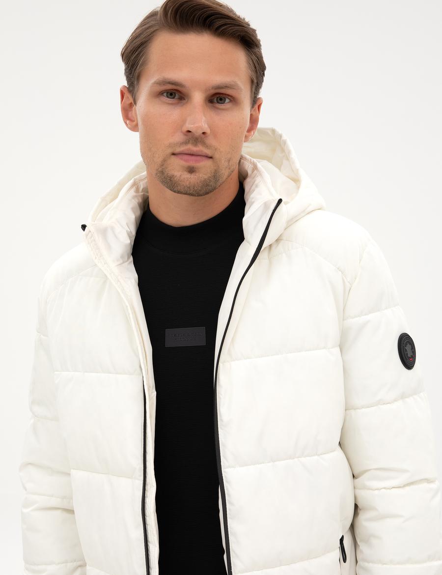 Ekru Kapüşonlu Mont