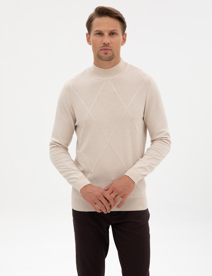Krem Slim Fit Yarım Balıkçı Yaka Triko Kazak