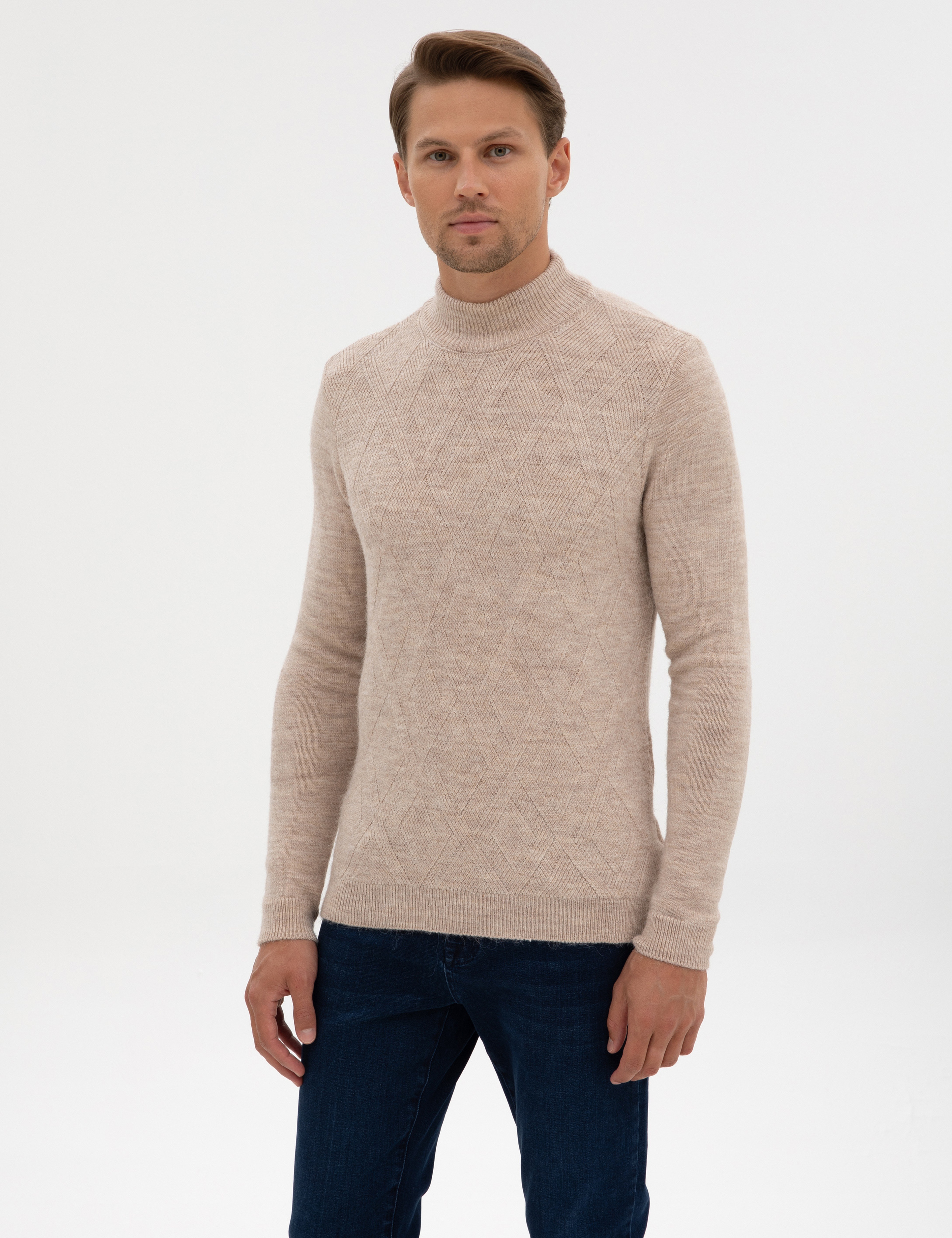 Bej Slim Fit Yarım Balıkçı Yaka Triko Kazak - Image 1