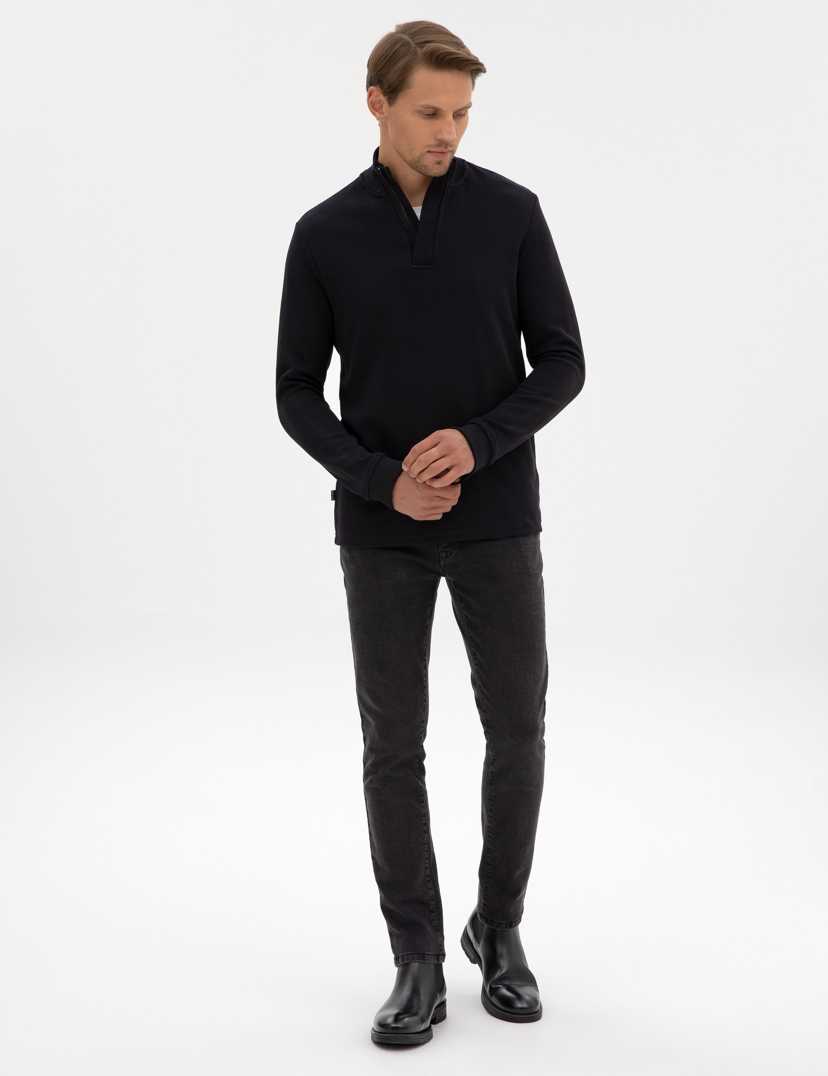 Siyah Regular Fit Sweatshirt