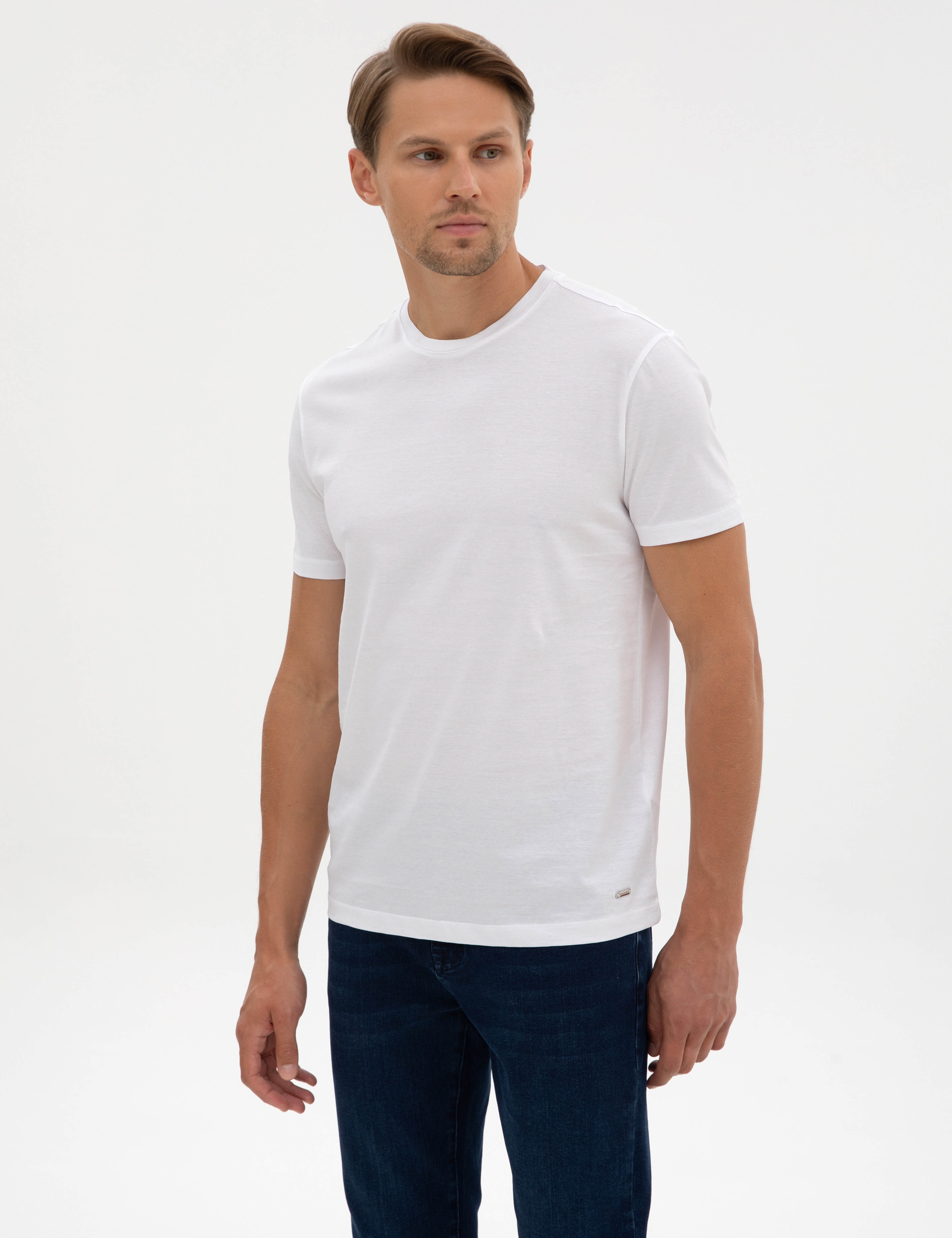 Beyaz Slim Fit Basic Tişört