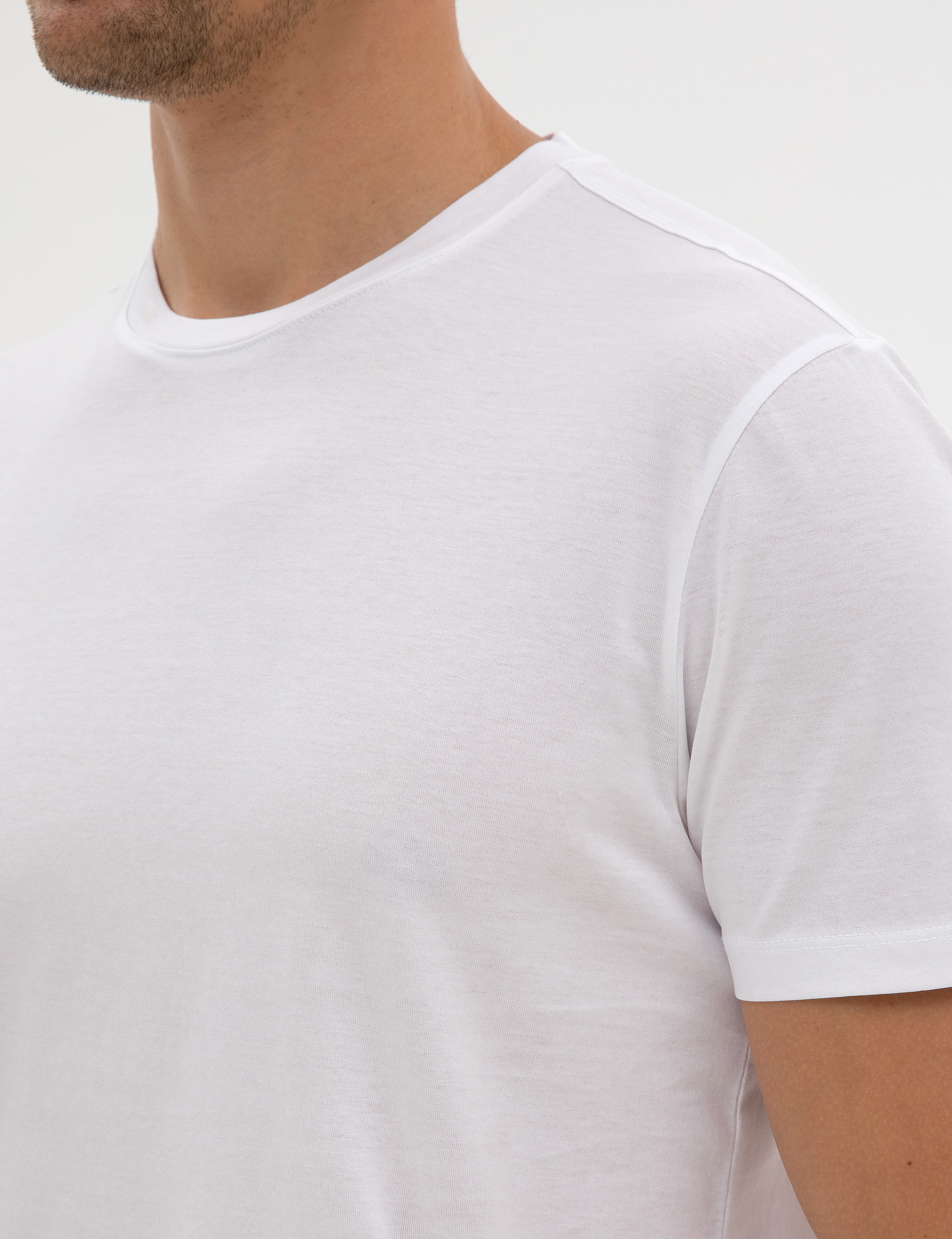 Beyaz Slim Fit Basic Tişört