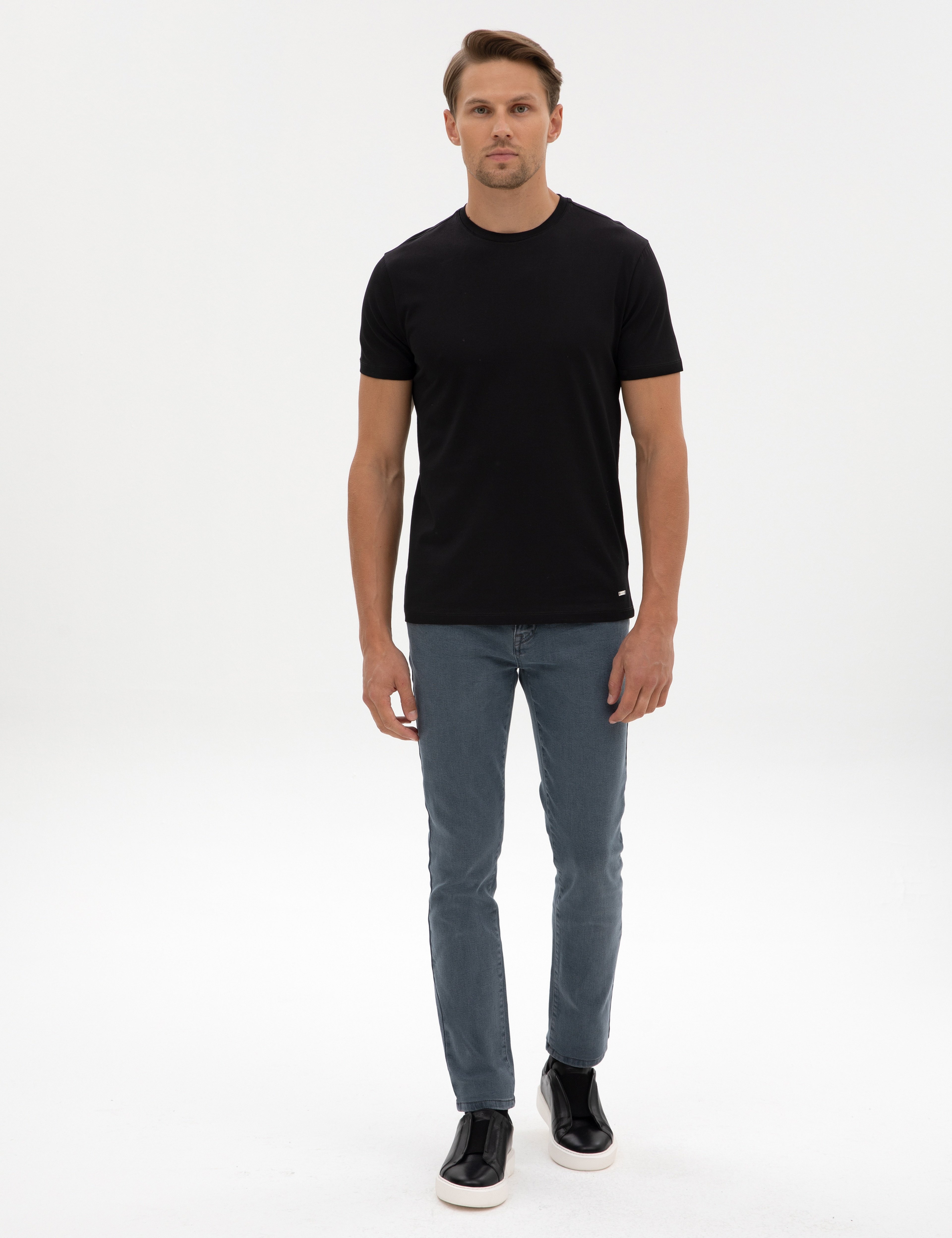 Siyah Slim Fit Basic Tişört - Image 4