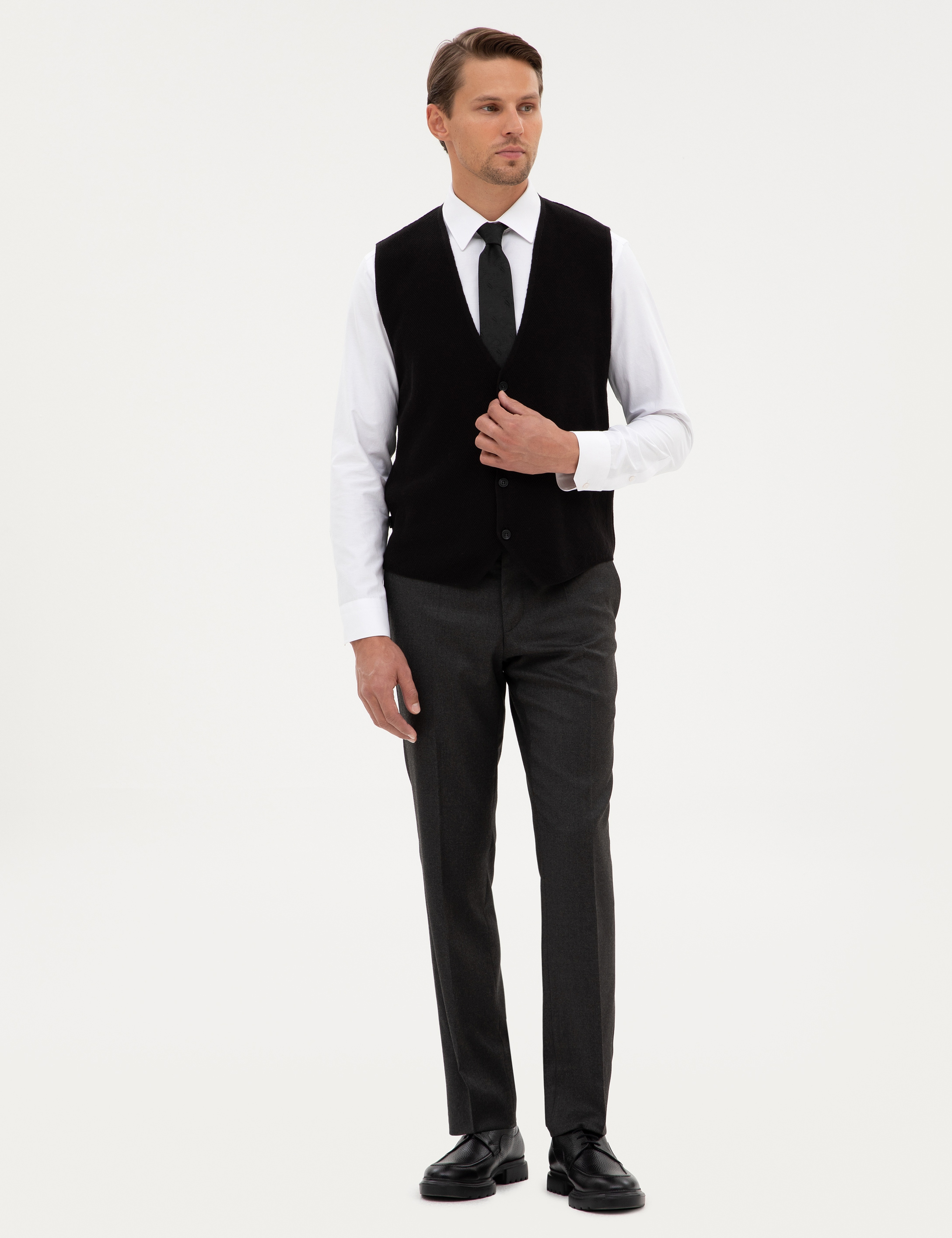 Siyah Slim Fit V Yaka Triko Yelek - Image 4