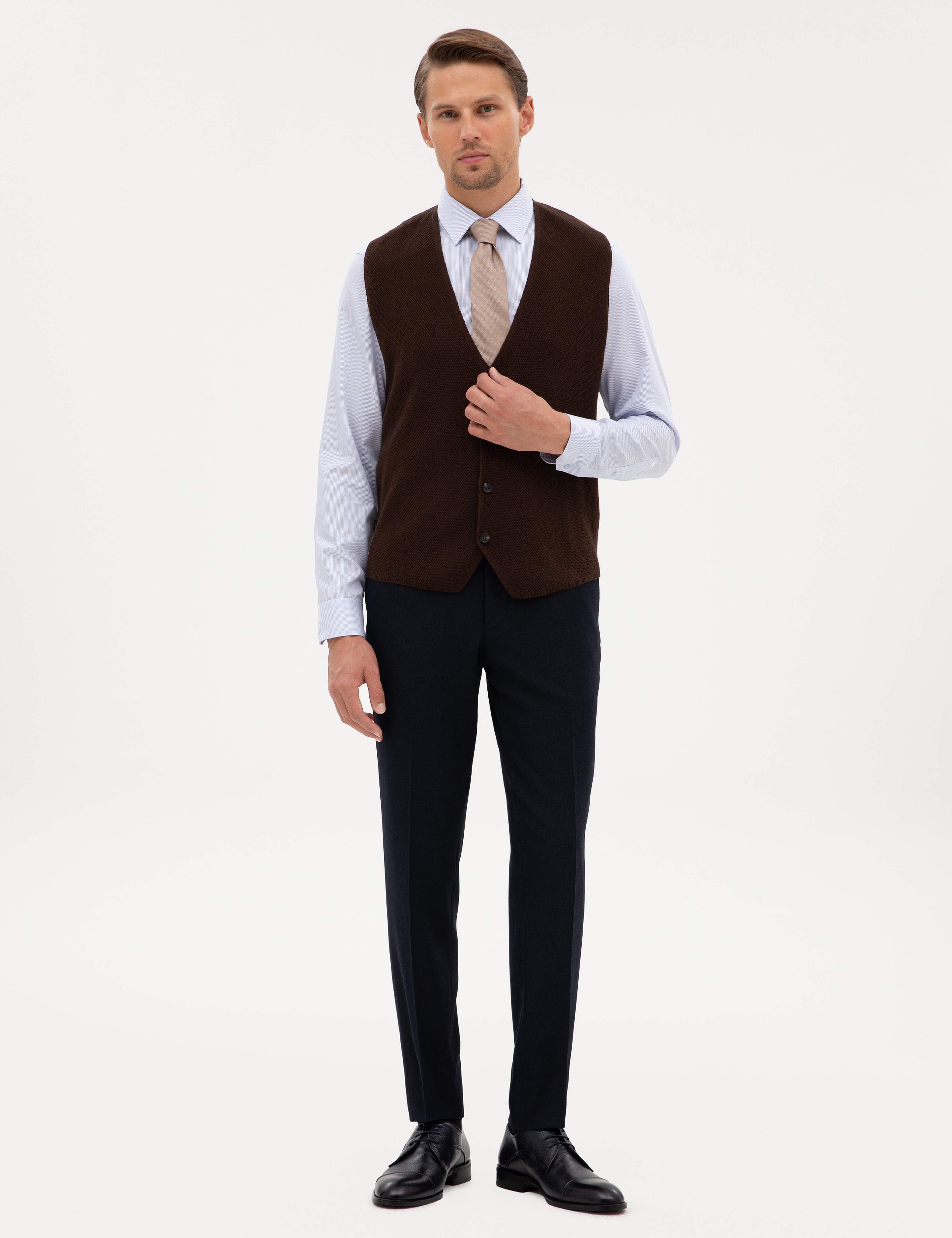 Koyu Kahverengi Slim Fit V Yaka Triko Yelek - Image 4