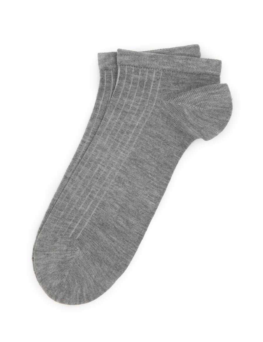 Gri Çorap