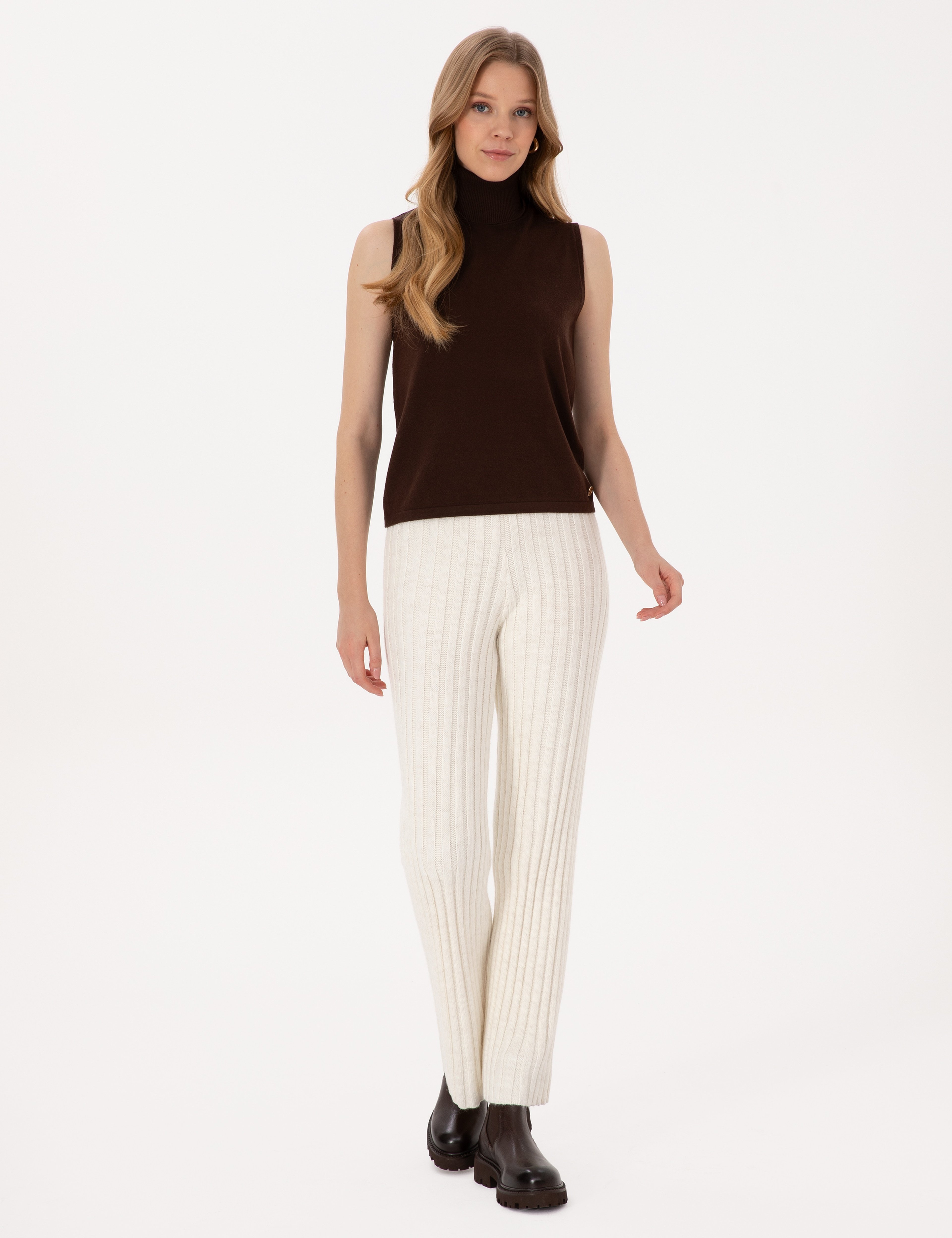 Ekru Loose Fit Triko Pantolon - Image 1