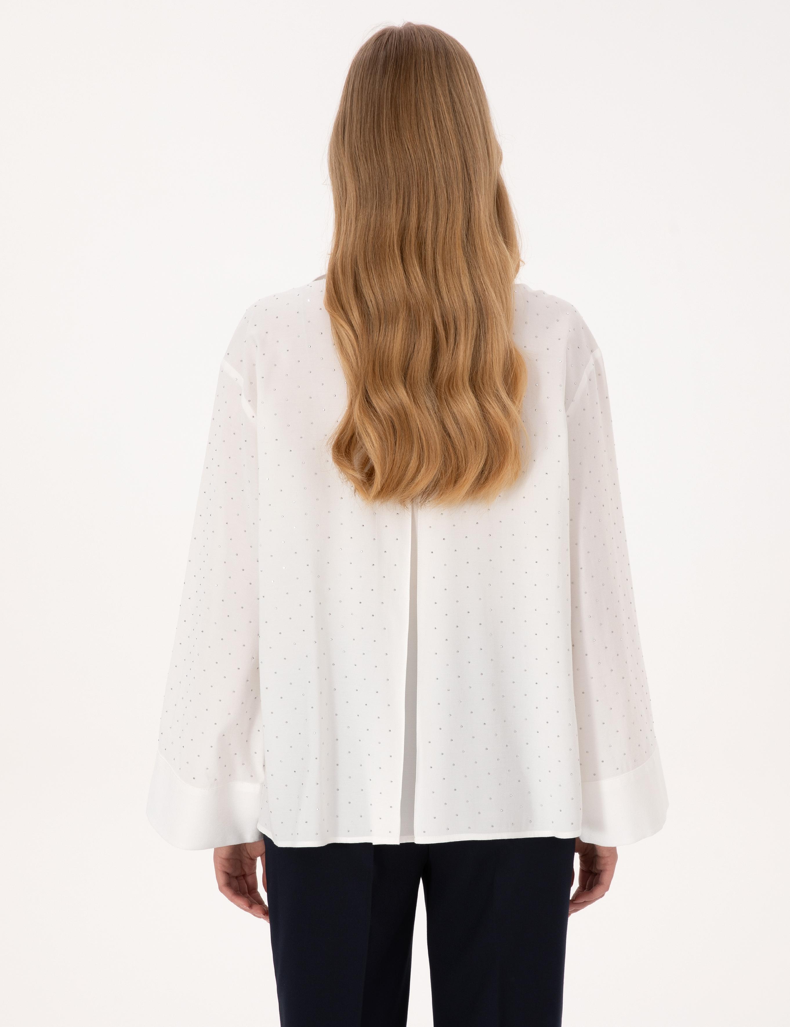 Beyaz Comfort Fit Uzun Kollu Gömlek