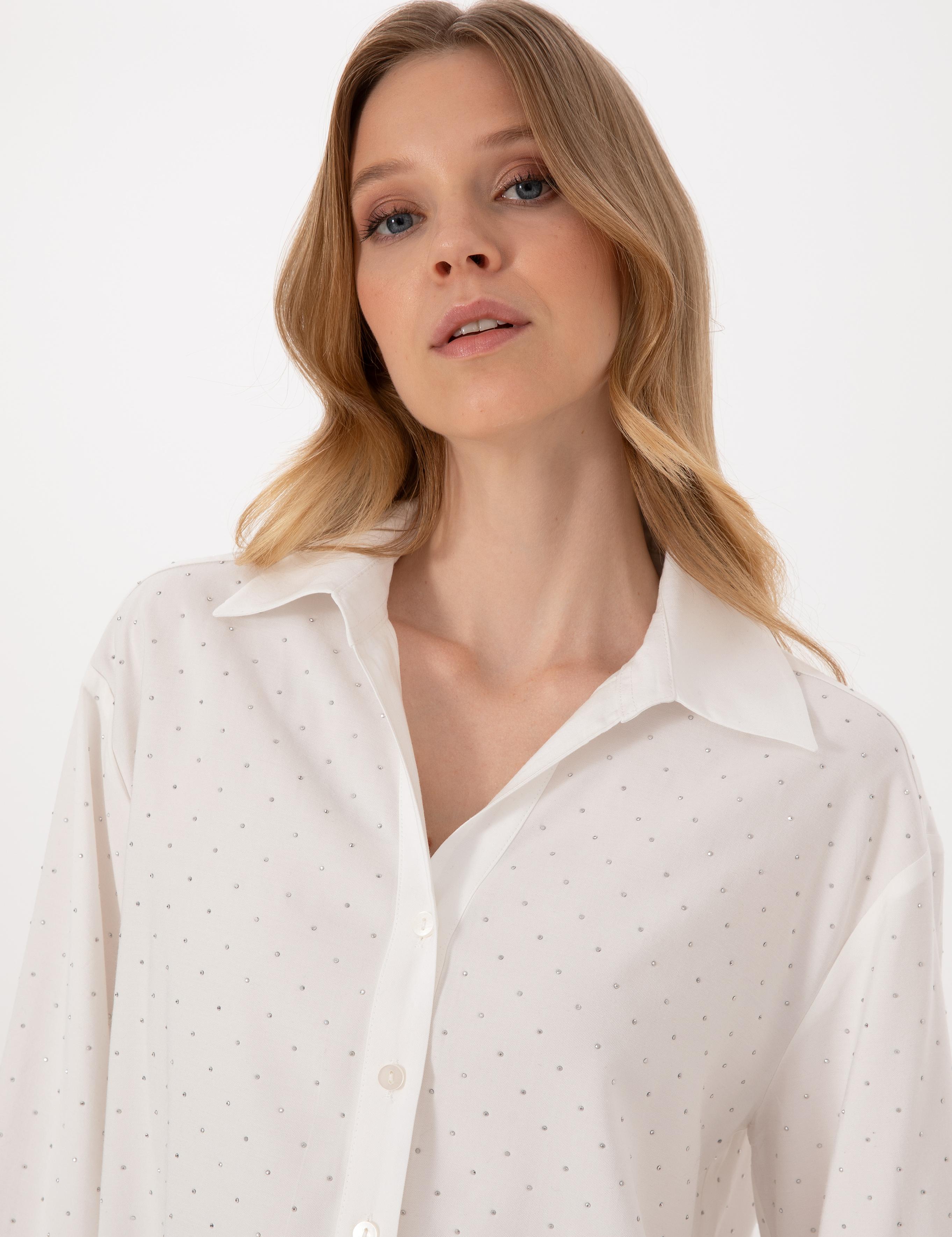 Beyaz Comfort Fit Uzun Kollu Gömlek