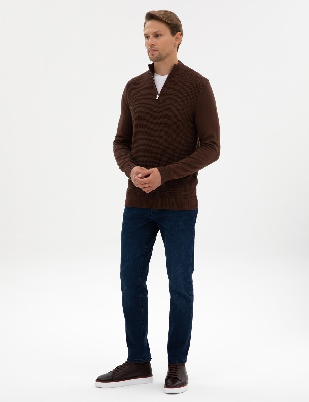 Kahverengi Slim Fit Dik Yaka Fermuarlı Triko Kazak - 50317397016