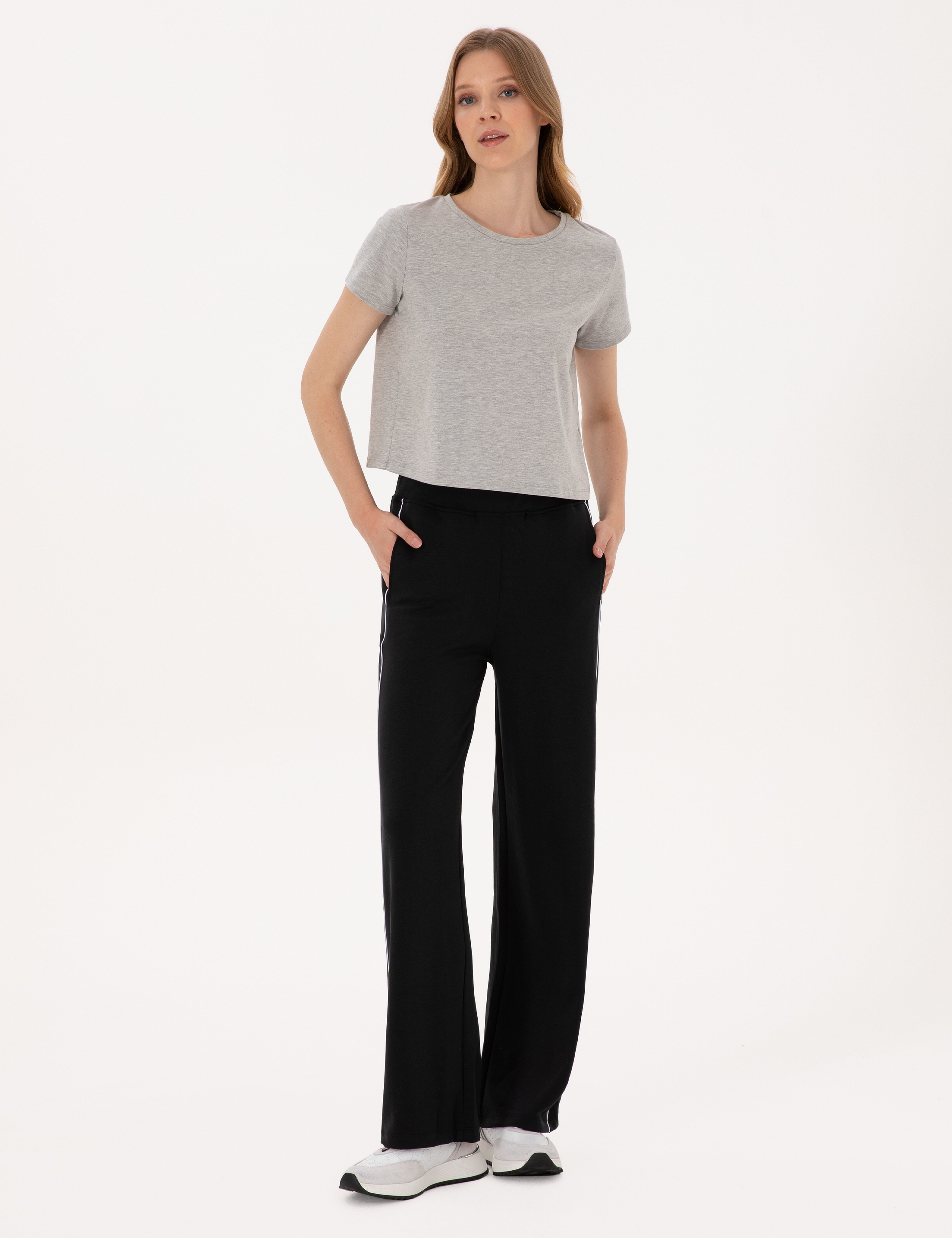 Siyah Loose Fit Eşofman Altı - Image 3
