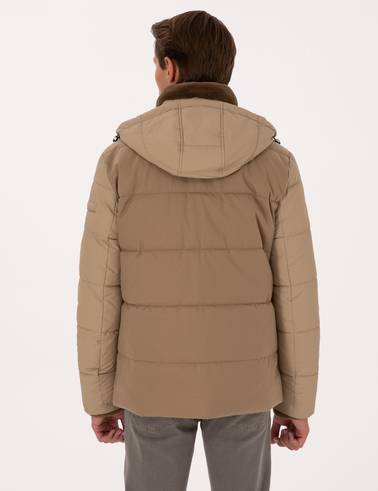 Camel Mont