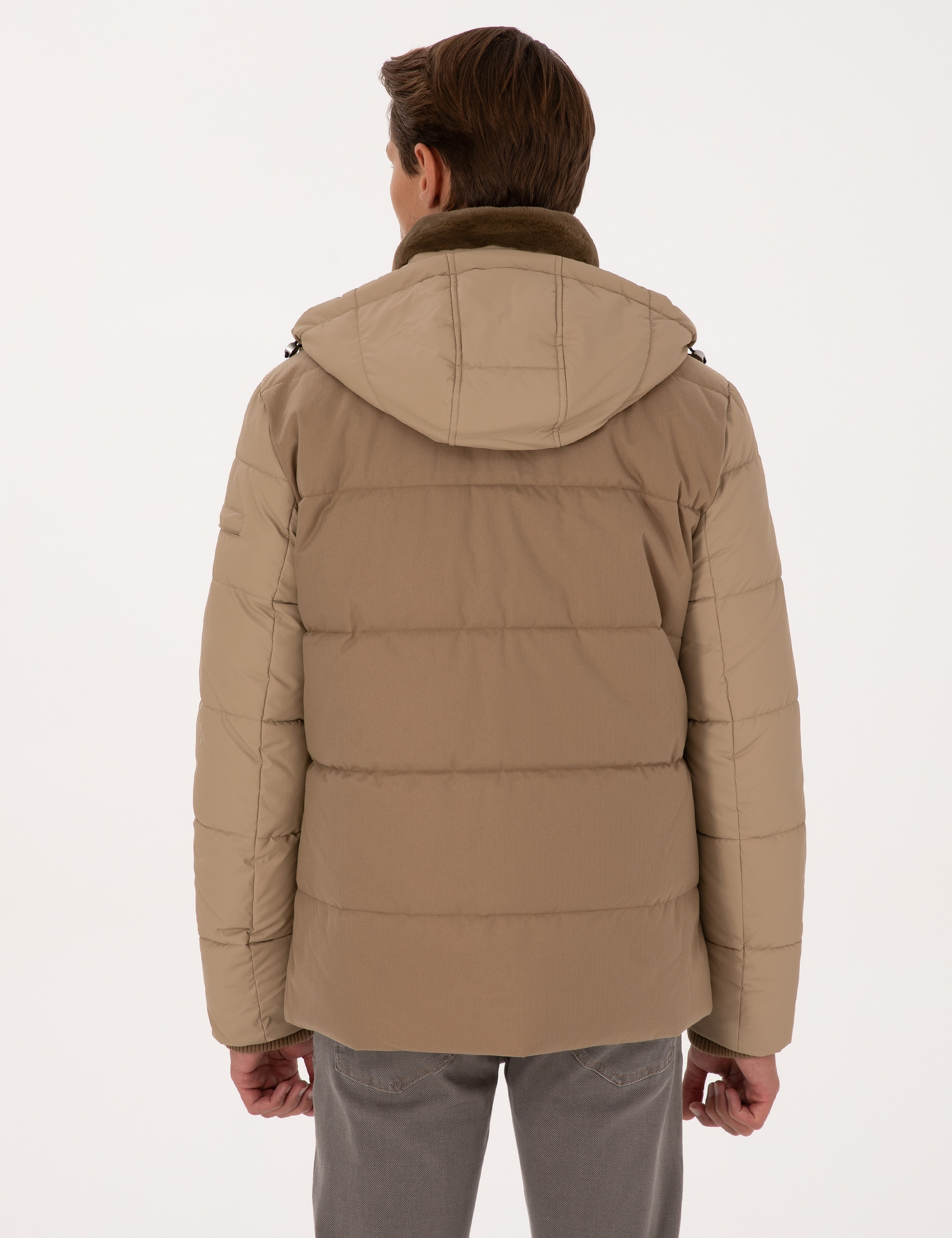 Camel Mont