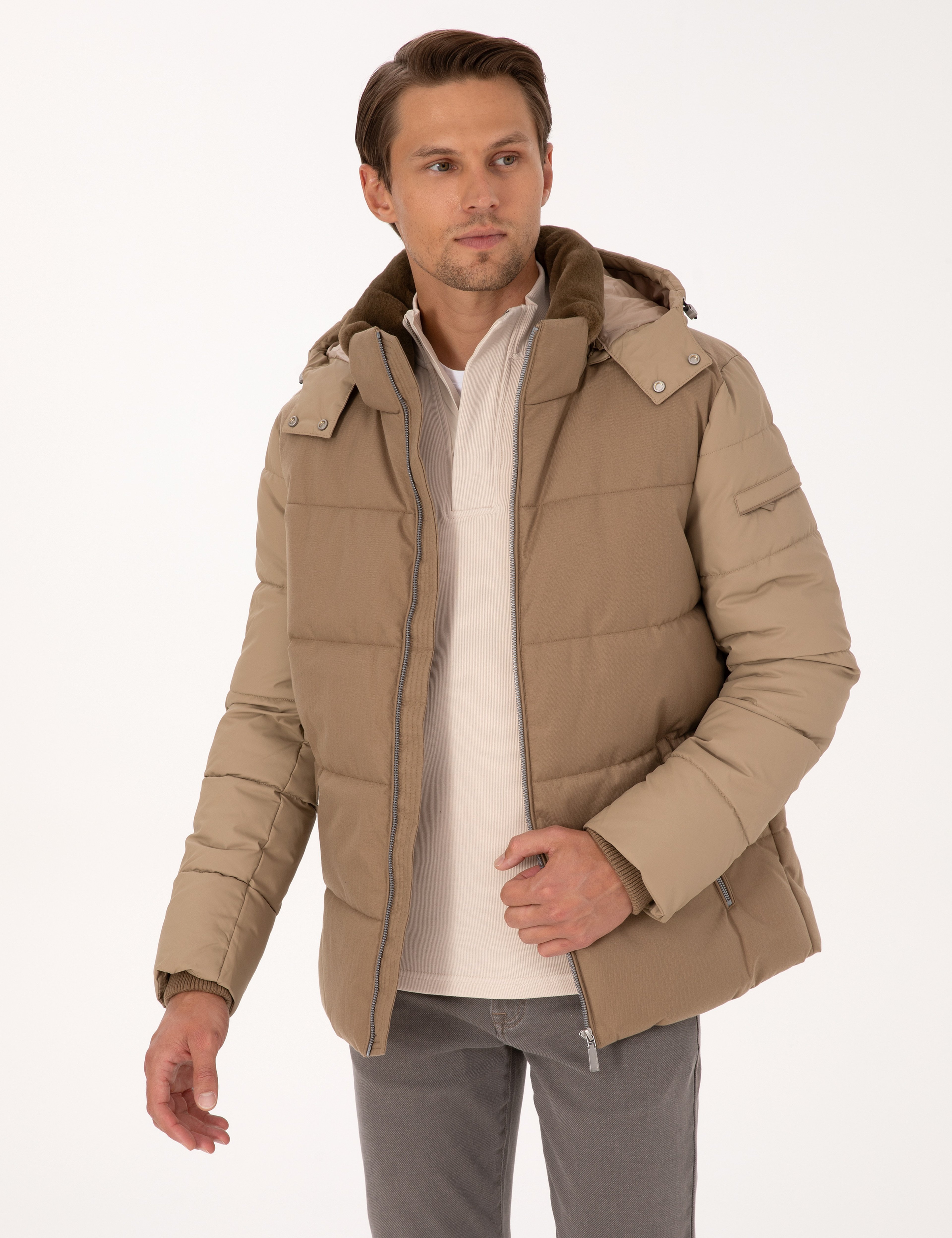 Camel Mont