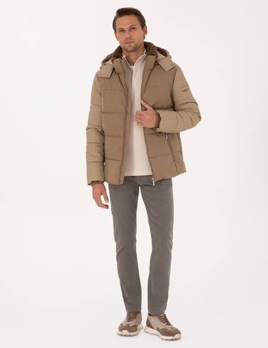 Camel Mont