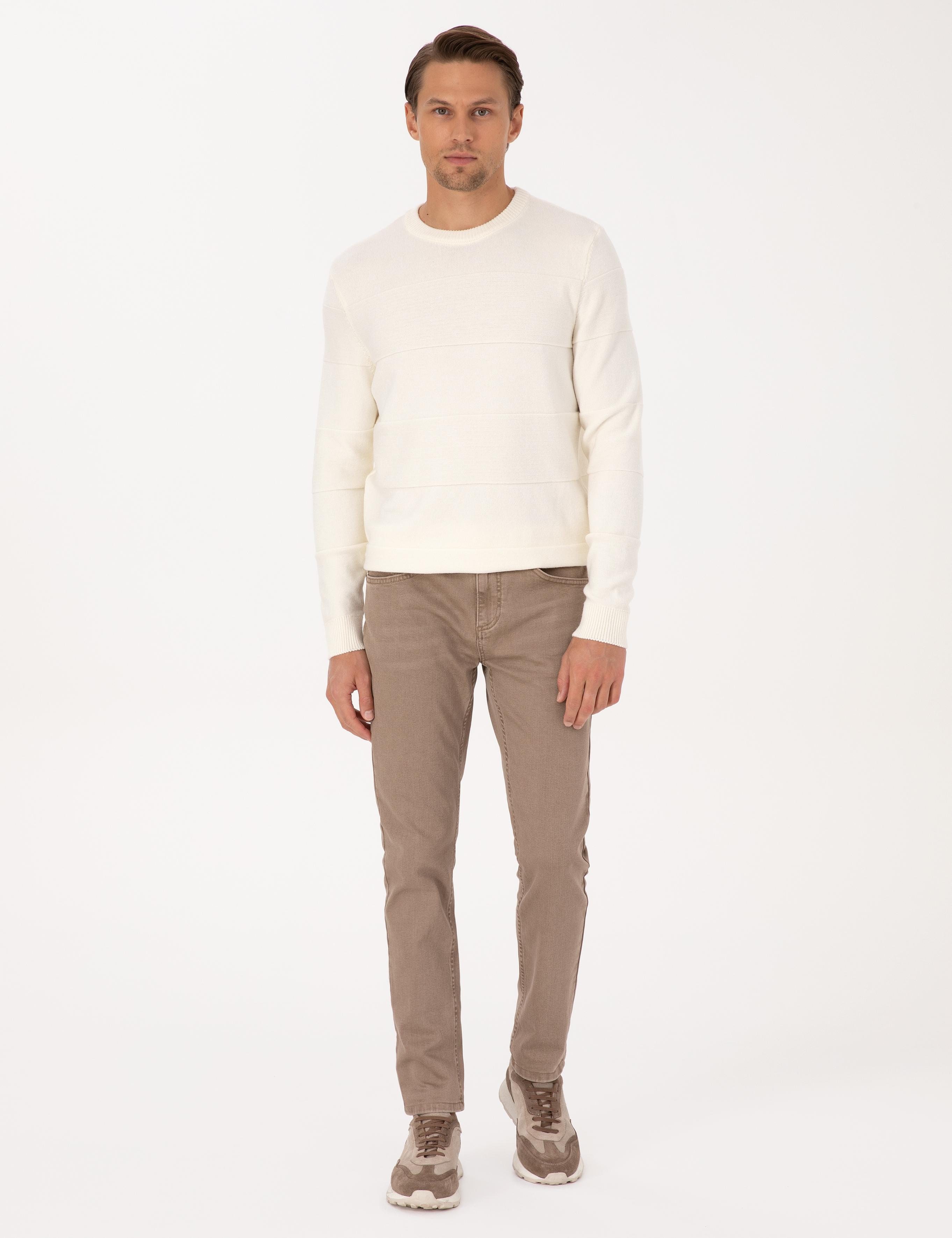 Ekru Slim Fit Bisiklet Yaka Triko Kazak