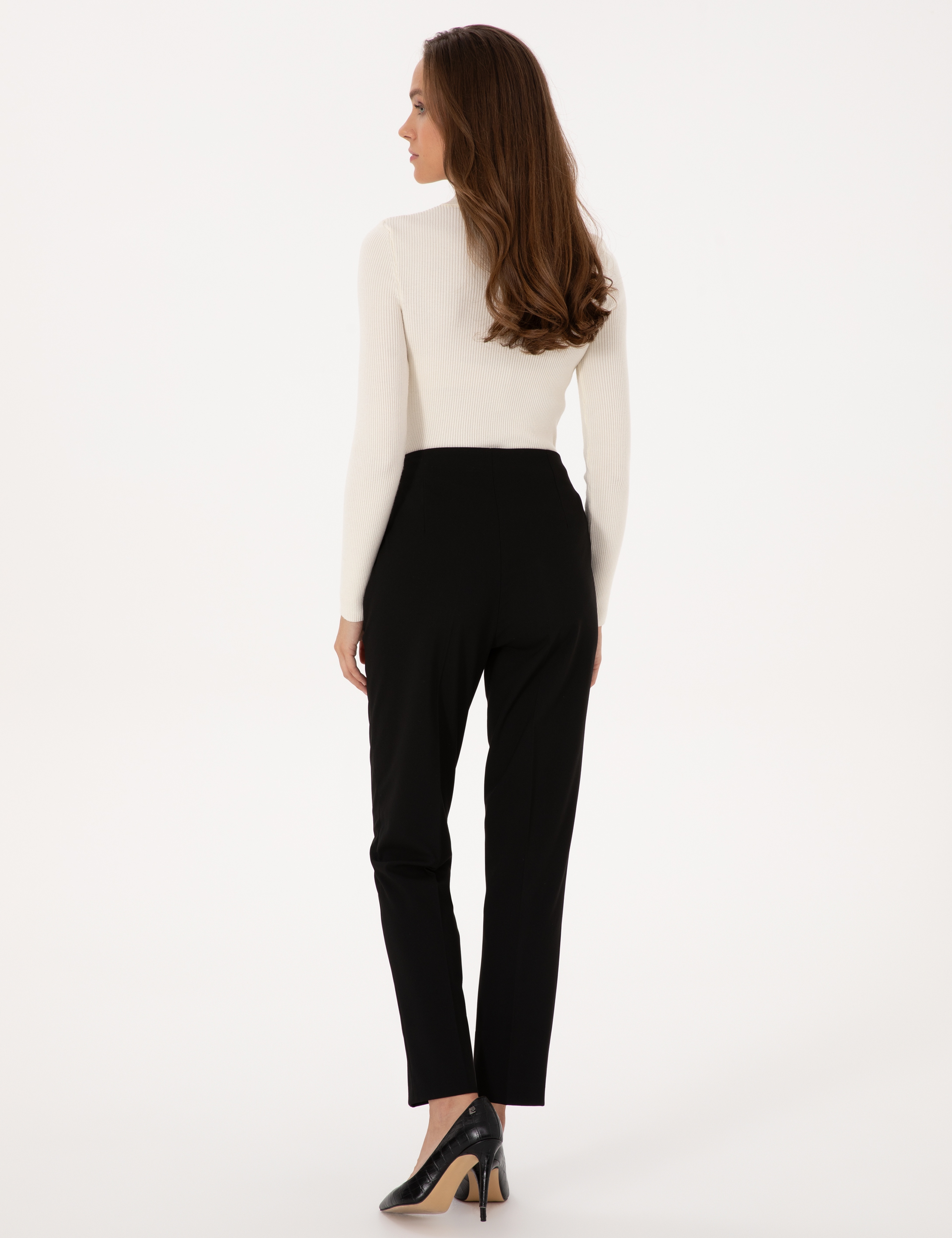 Siyah Carrot Fit Kumaş Pantolon - Image 4