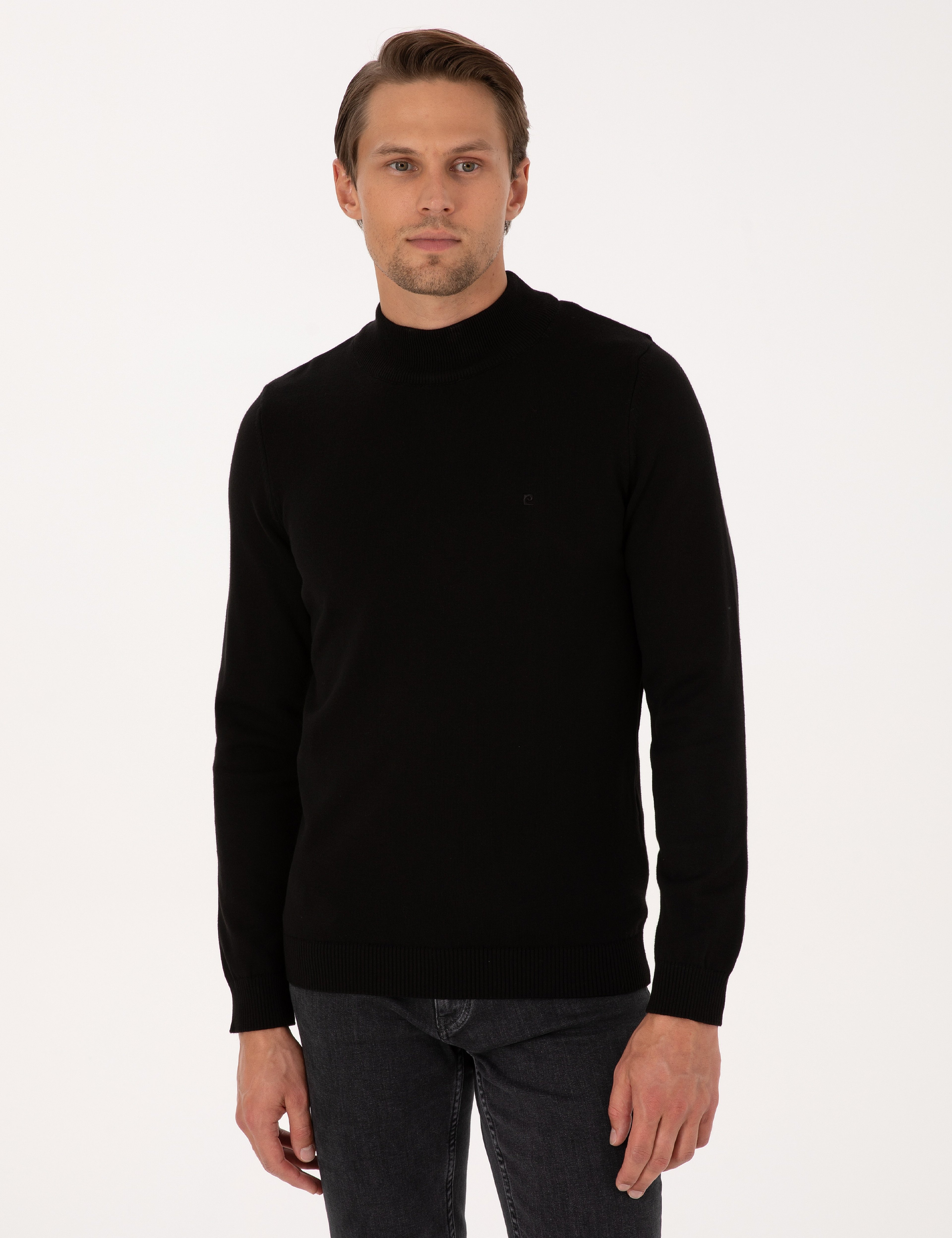 Siyah Slim Fit Yarım Balıkçı Yaka Basic Triko Kazak - Image 1