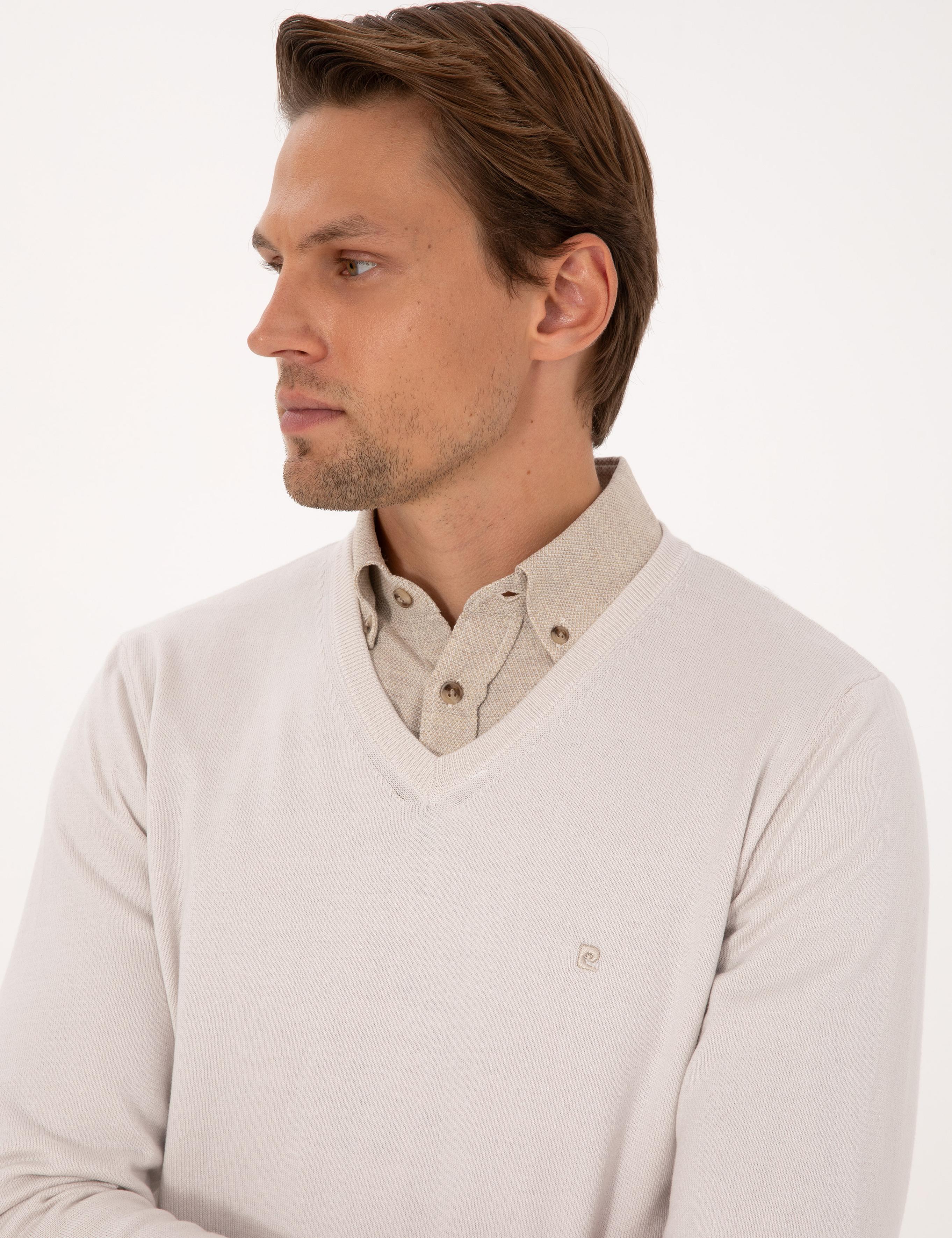 Taş Slim Fit V Yaka Basic Triko Kazak