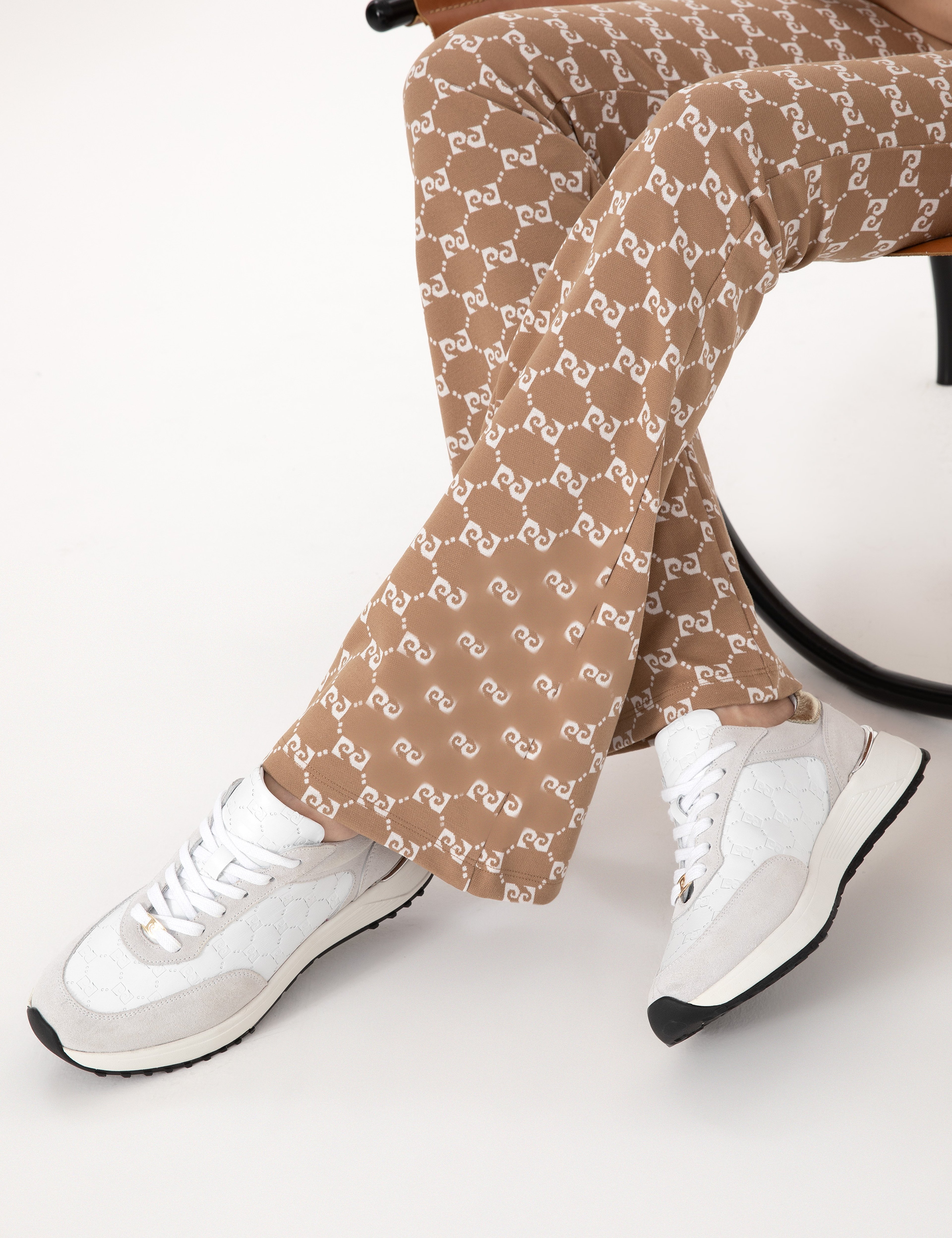 Beyaz Deri Sneaker - Image 3