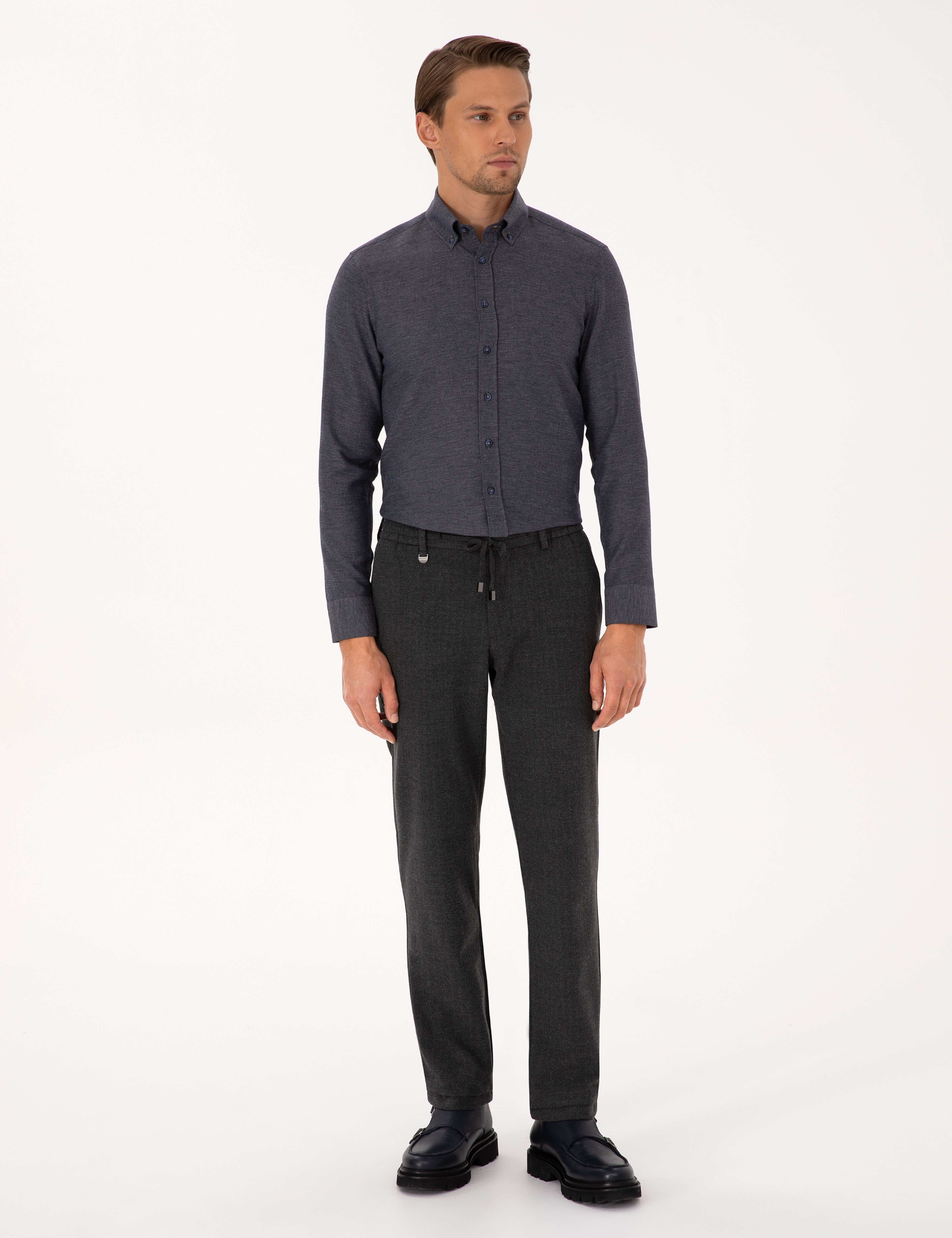 Lacivert Slim Fit Dokulu Uzun Kollu Gömlek
