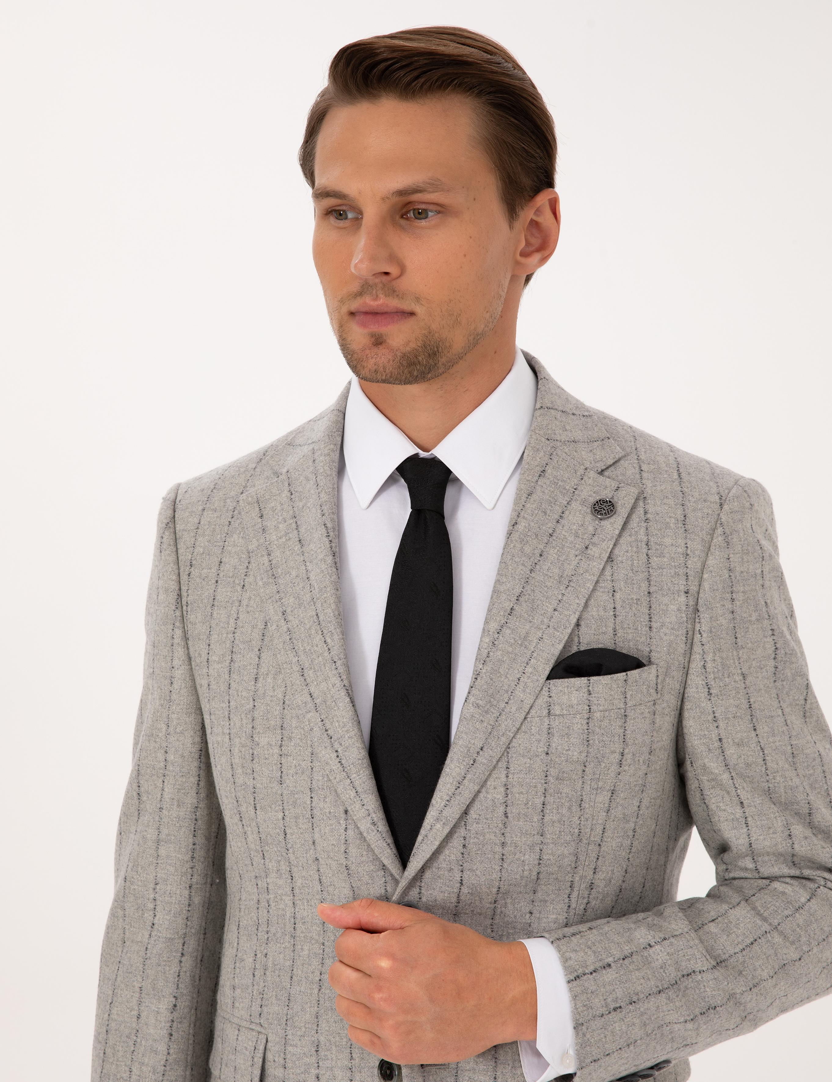 Gri Slim Fit Yün Kaşmir Karışımlı Çizgili Takım Elbise