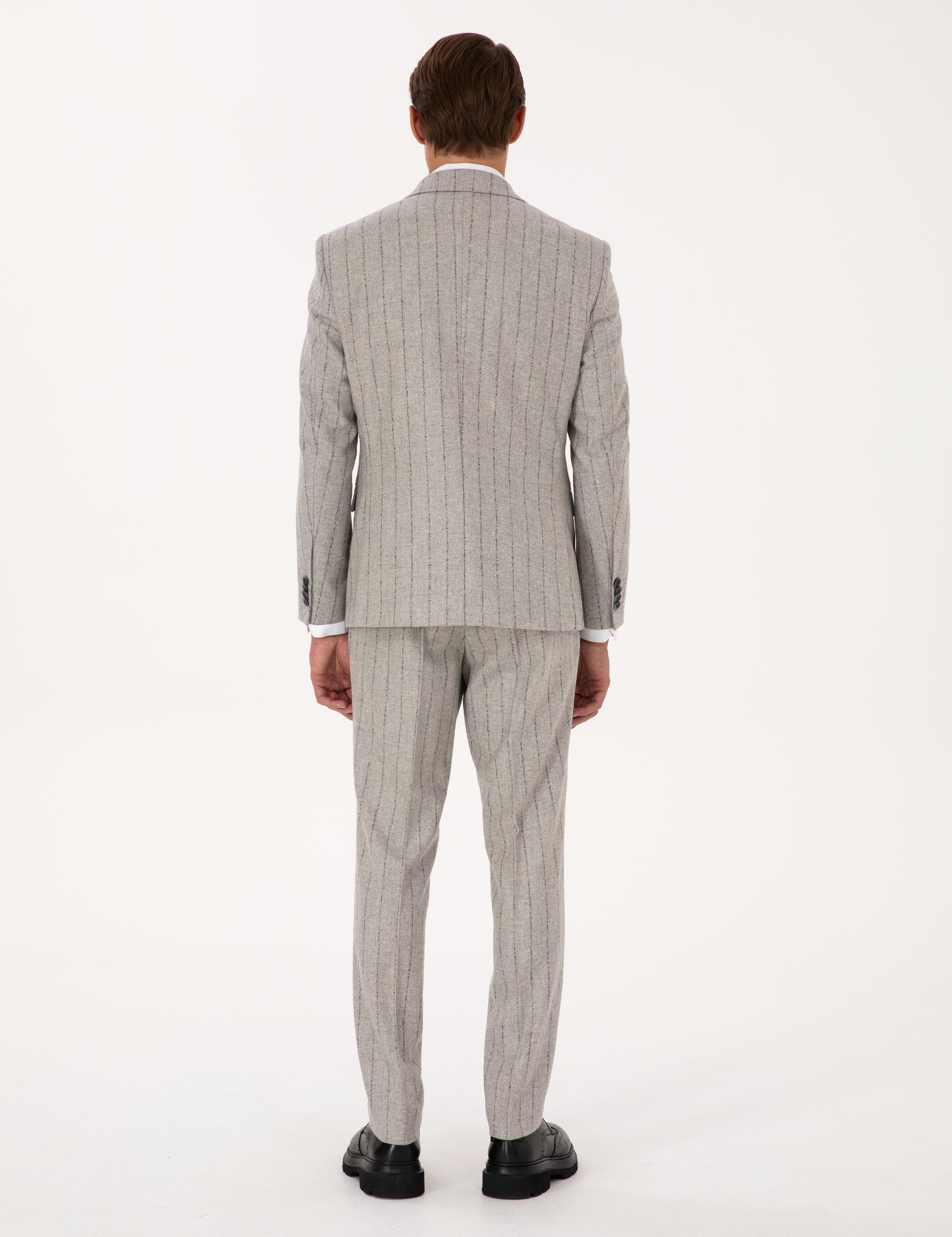 Gri Slim Fit Yün Kaşmir Karışımlı Çizgili Takım Elbise