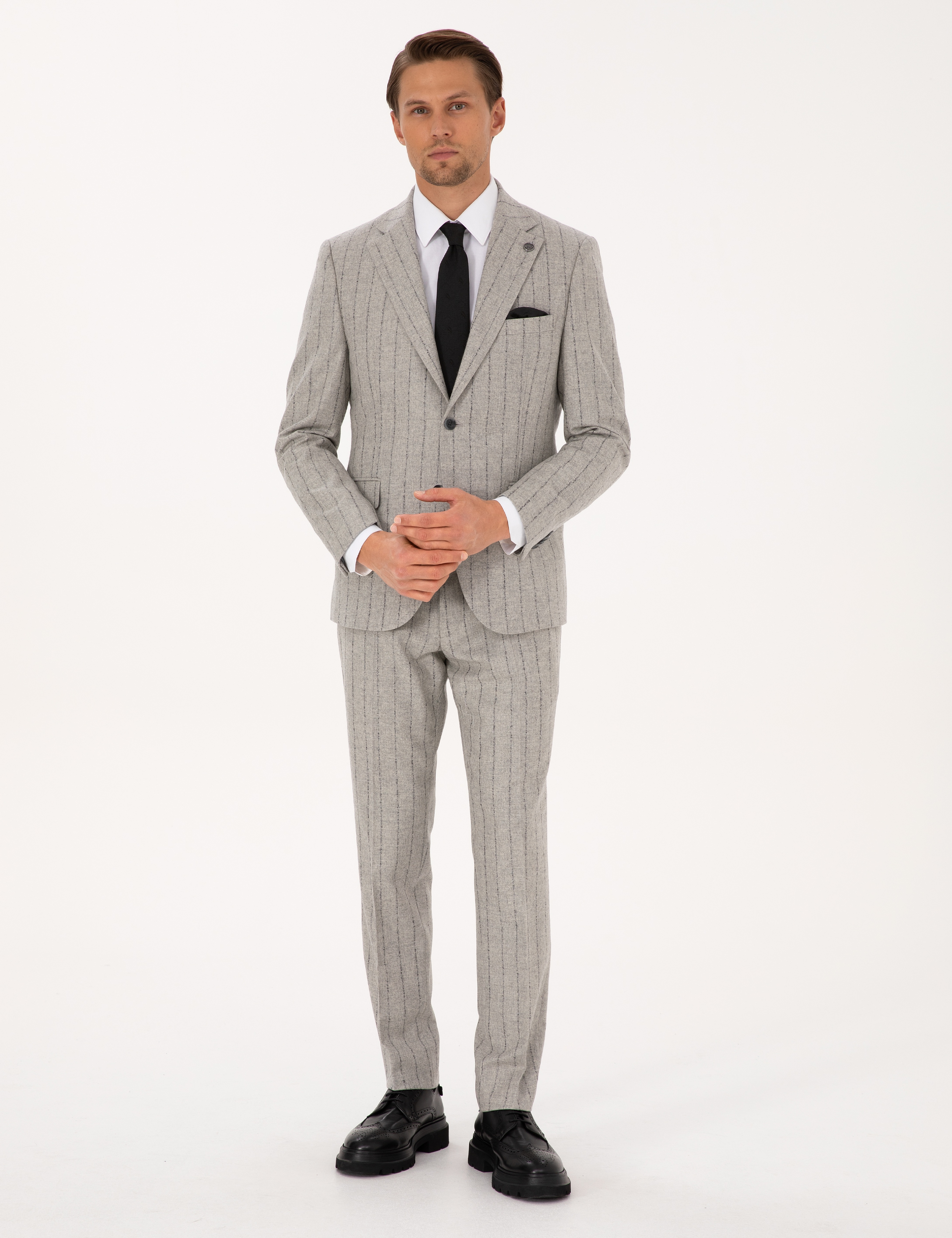 Gri Slim Fit Yün Kaşmir Karışımlı Çizgili Takım Elbise