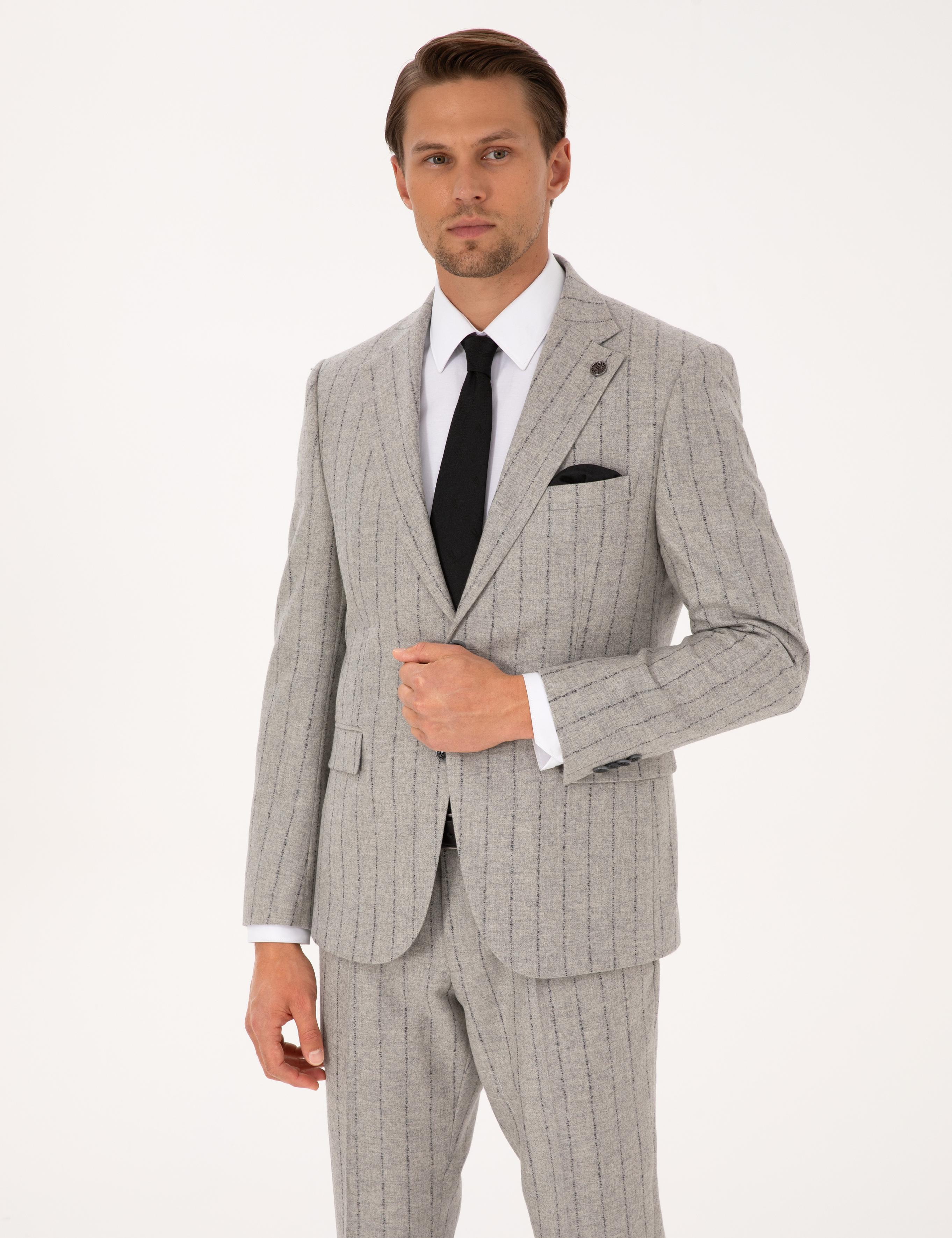 Gri Slim Fit Yün Kaşmir Karışımlı Çizgili Takım Elbise