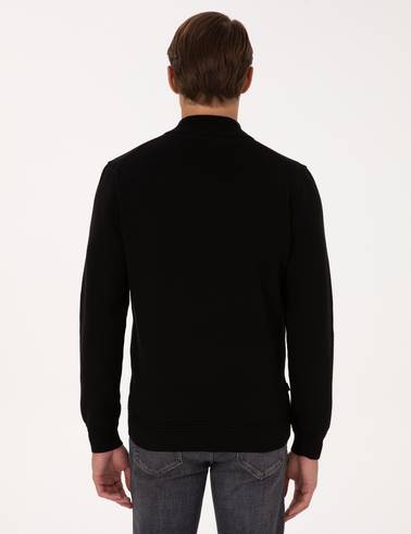 Siyah Regular Fit Fermuarlı Triko Hırka