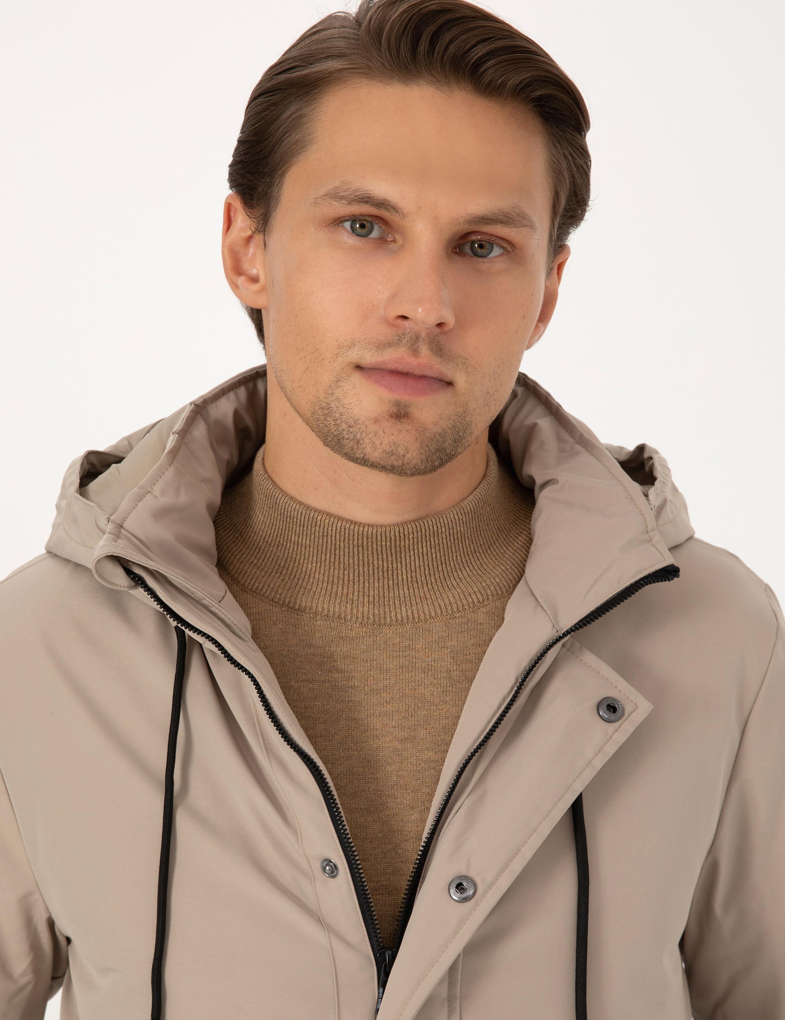 Bej Kapüşonlu Mont