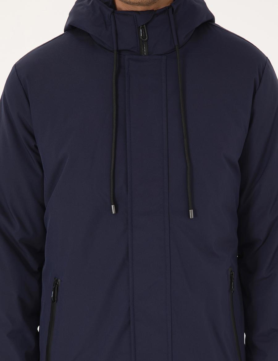 Lacivert Kapüşonlu Mont