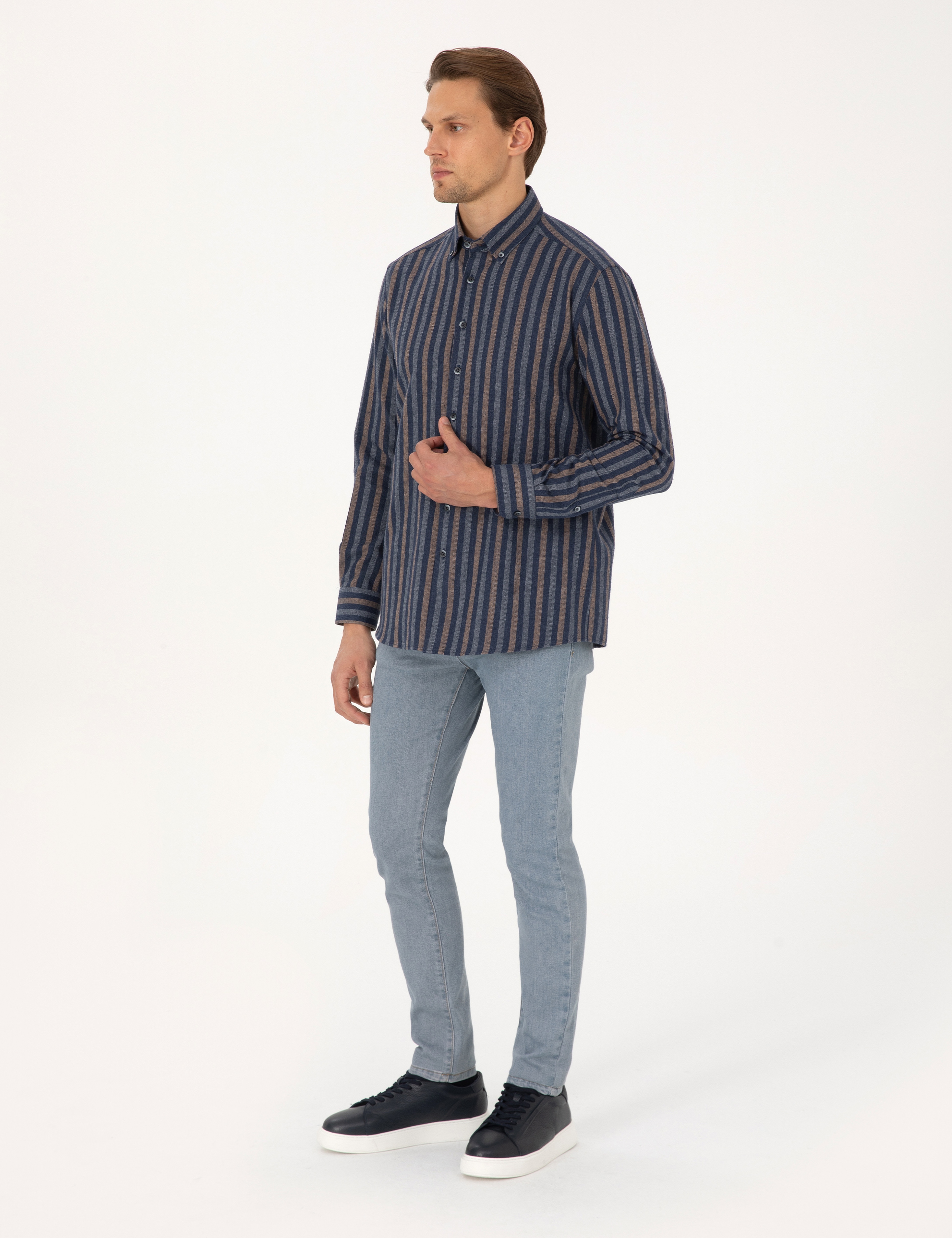 Lacivert Regular Fit Uzun Kollu Gömlek - Image 4
