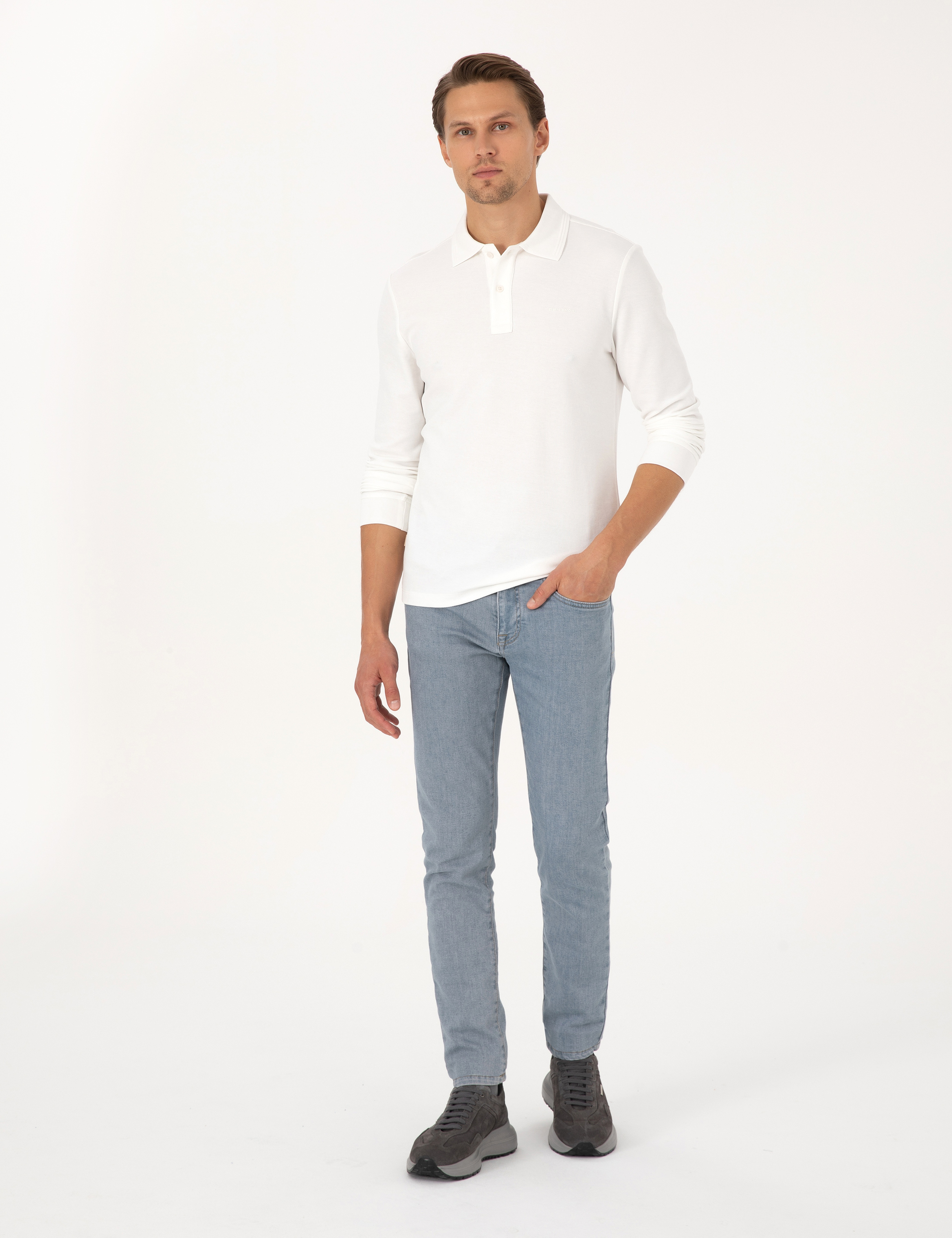 Ekru Slim Fit Sweatshirt