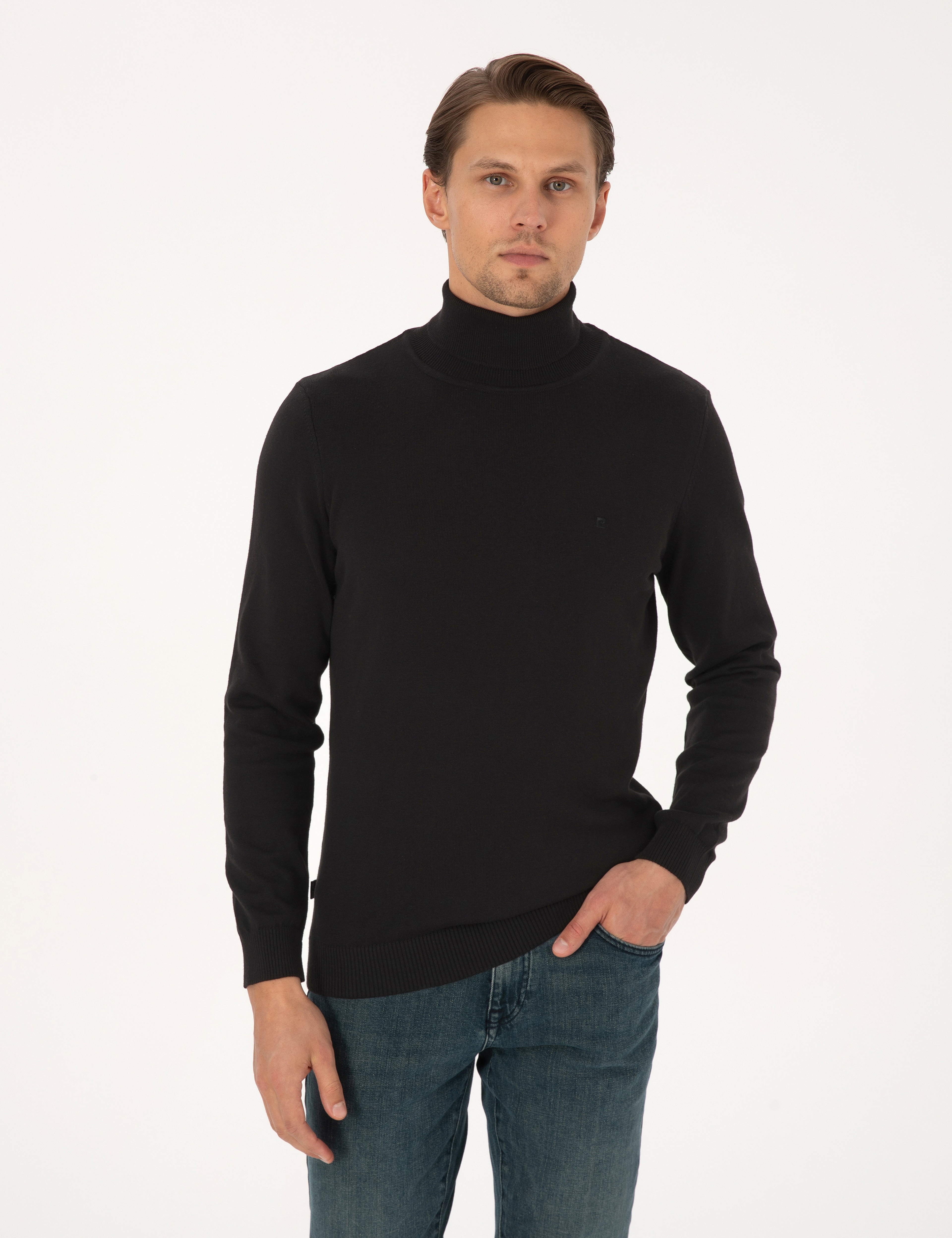Siyah Slim Fit Balıkçı Yaka Basic Triko Kazak - Image 1