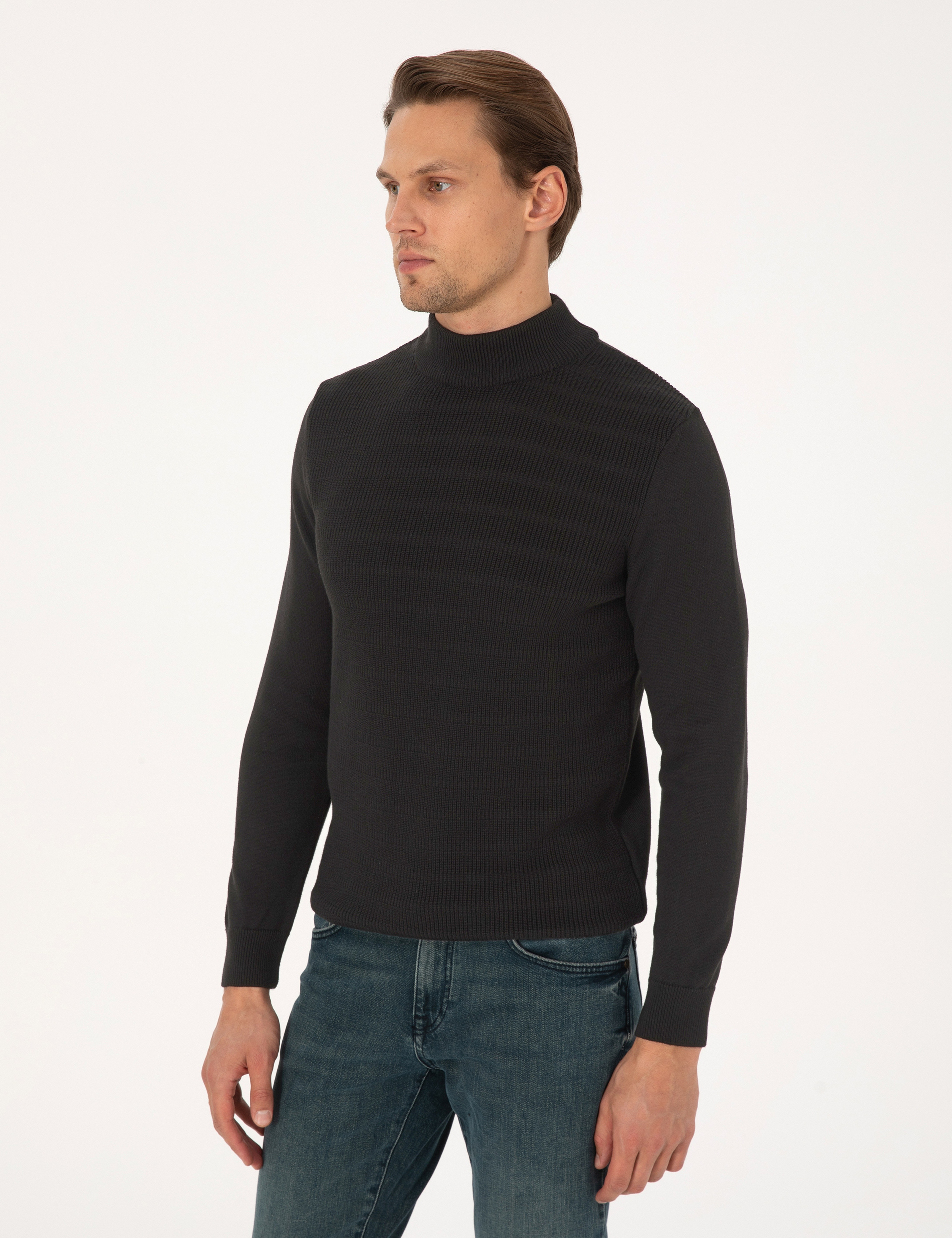 Siyah Slim Fit Yarım Balıkçı Yaka Triko Kazak - Image 3