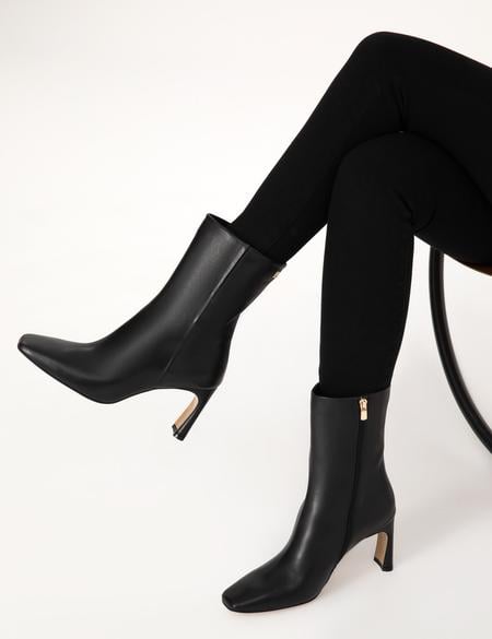 Siyah Topuklu Deri Bot - 50315601004