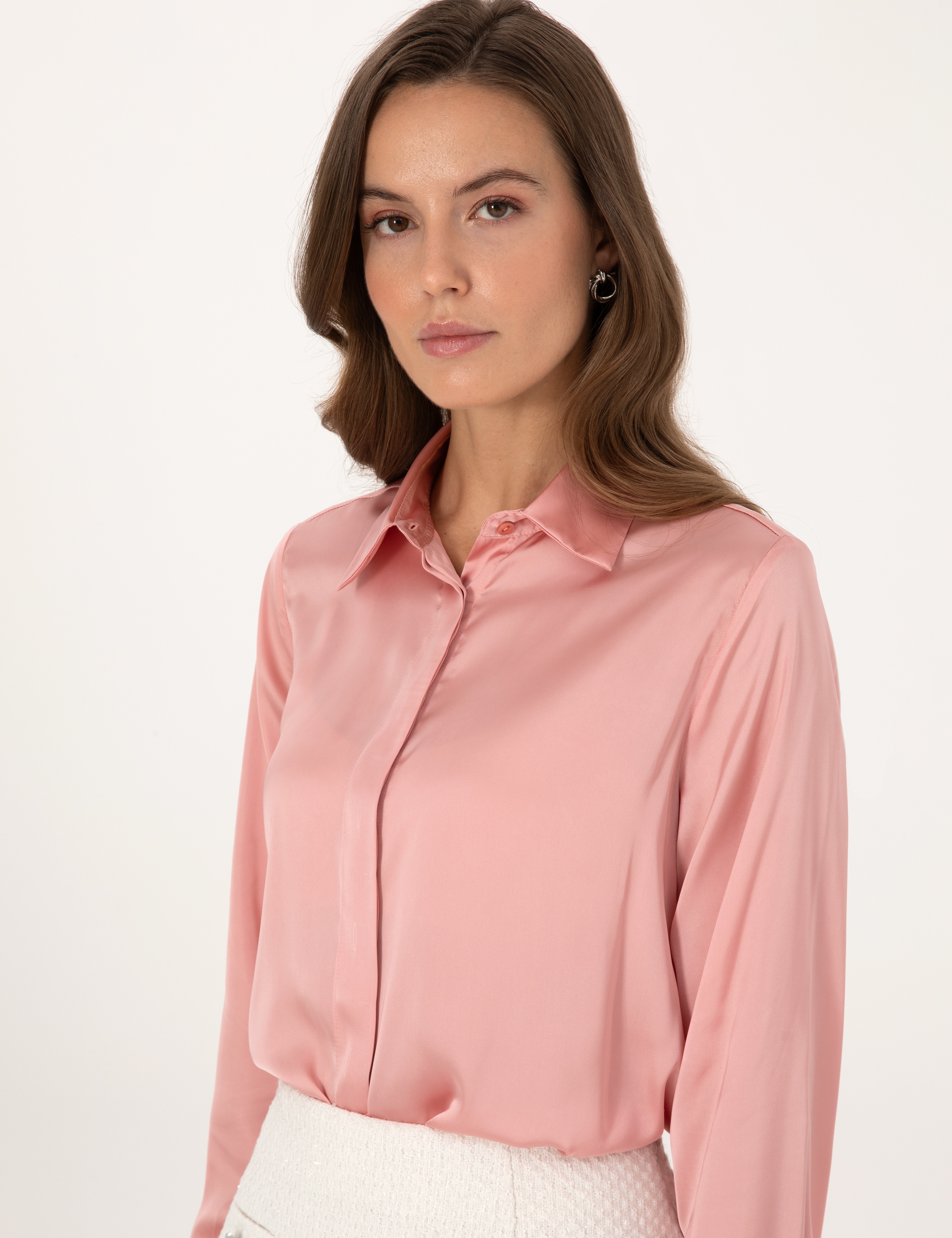 Pudra Comfort Fit Saten Uzun Kollu Gömlek - Image 2