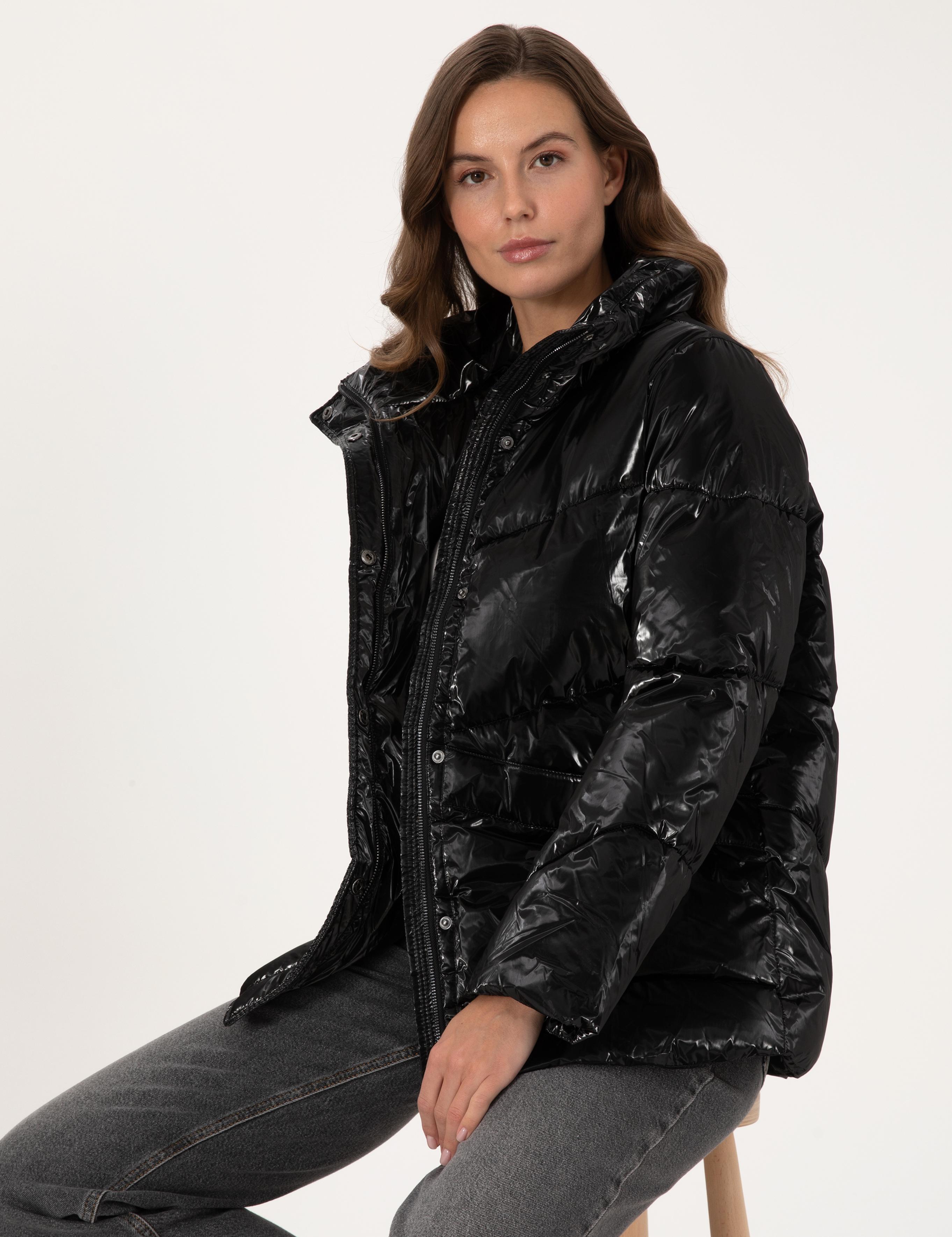 Siyah Comfort Fit Mont