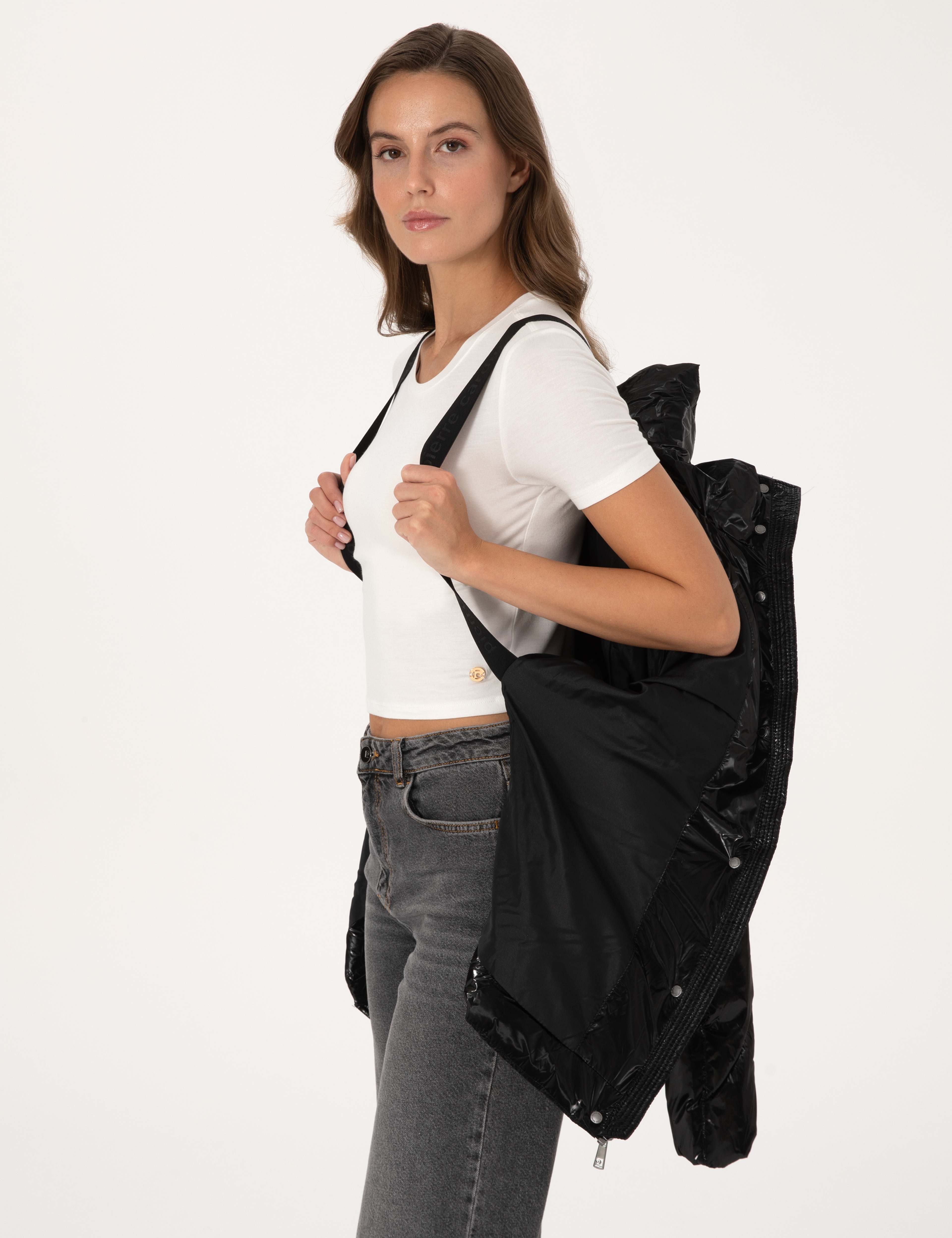 Siyah Comfort Fit Mont