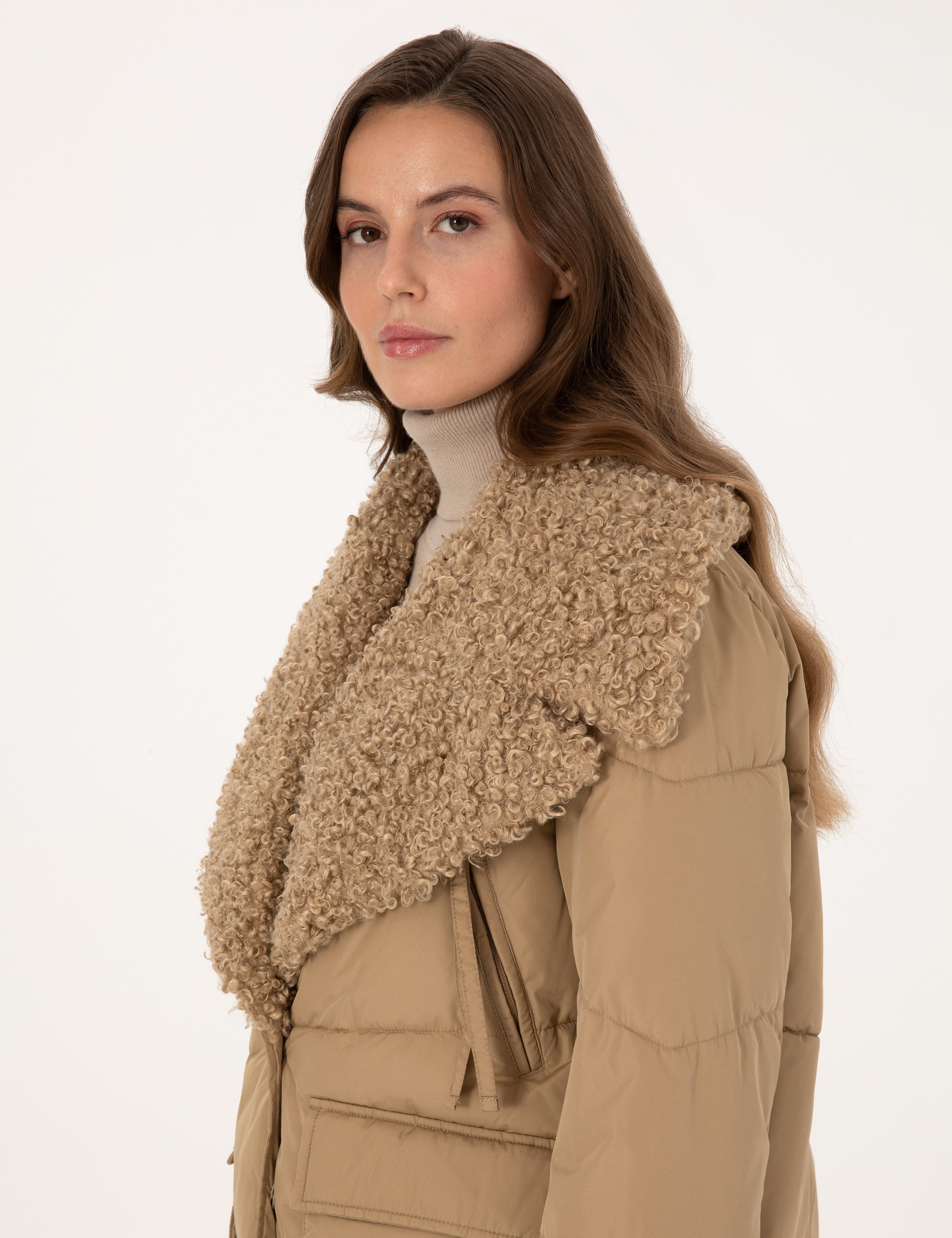 Bej Comfort Fit Mont