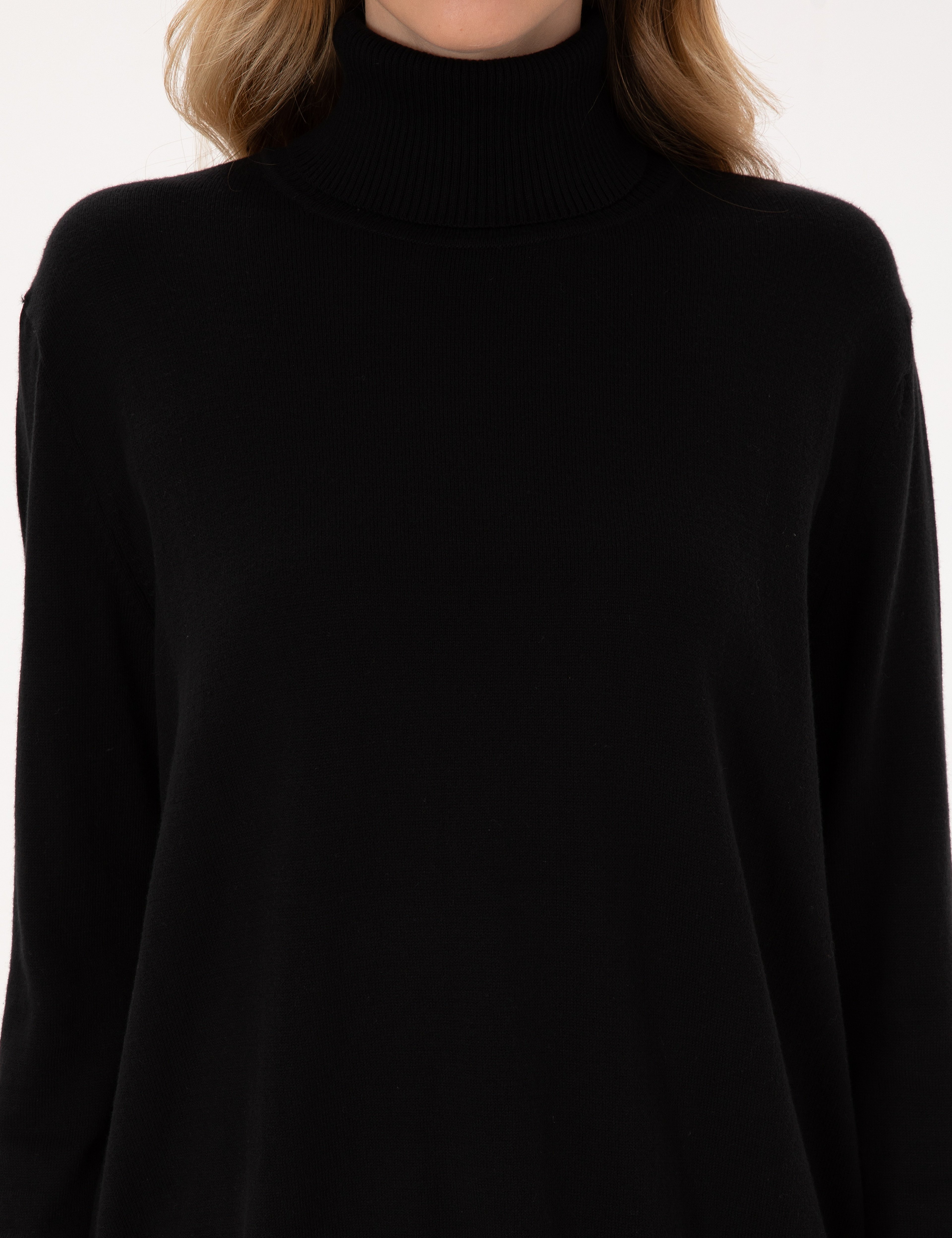 Siyah Comfort Fit Tam Balıkçı Yaka Basic Kazak