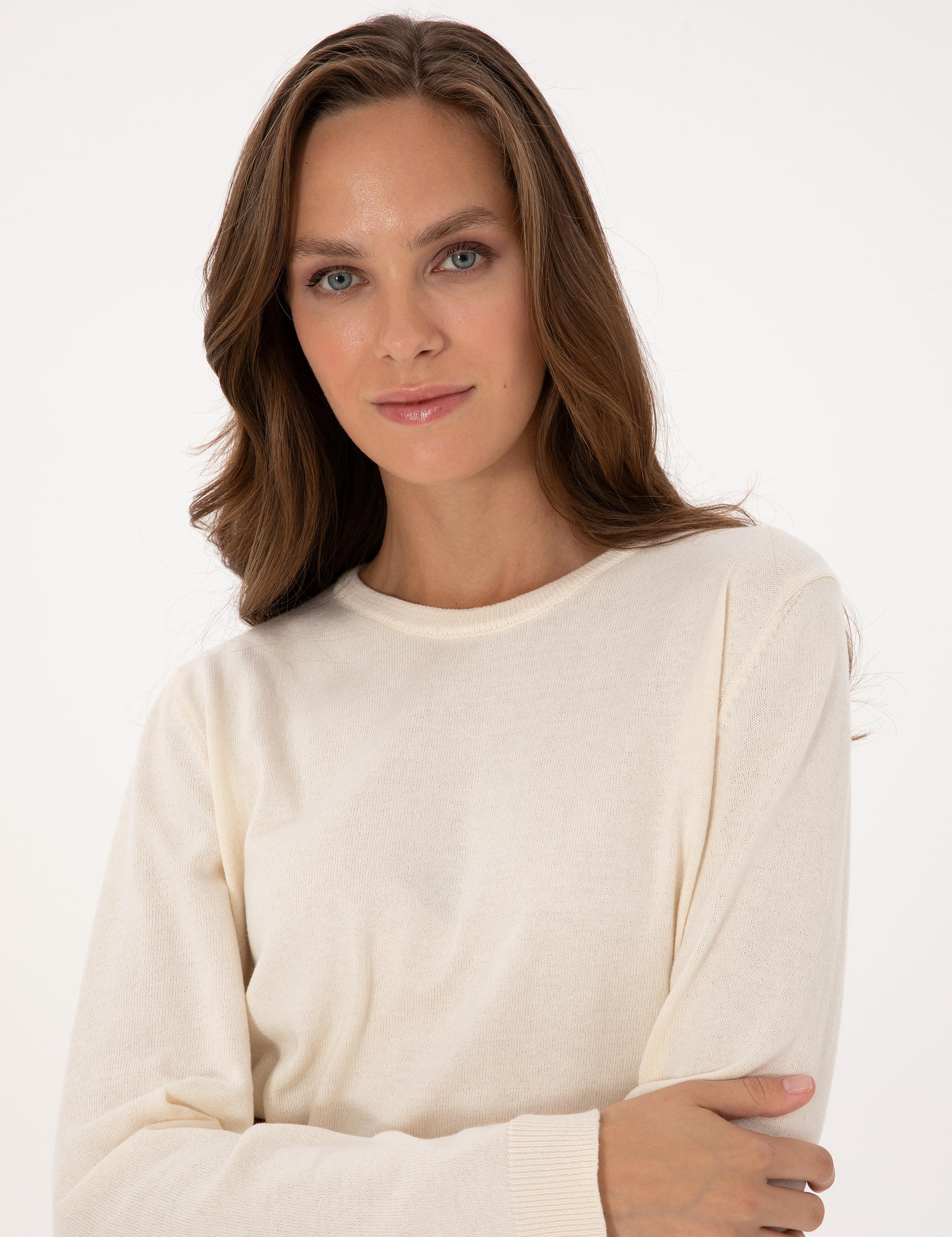 Ekru Comfort Fit Bisiklet Yaka Basic Kazak