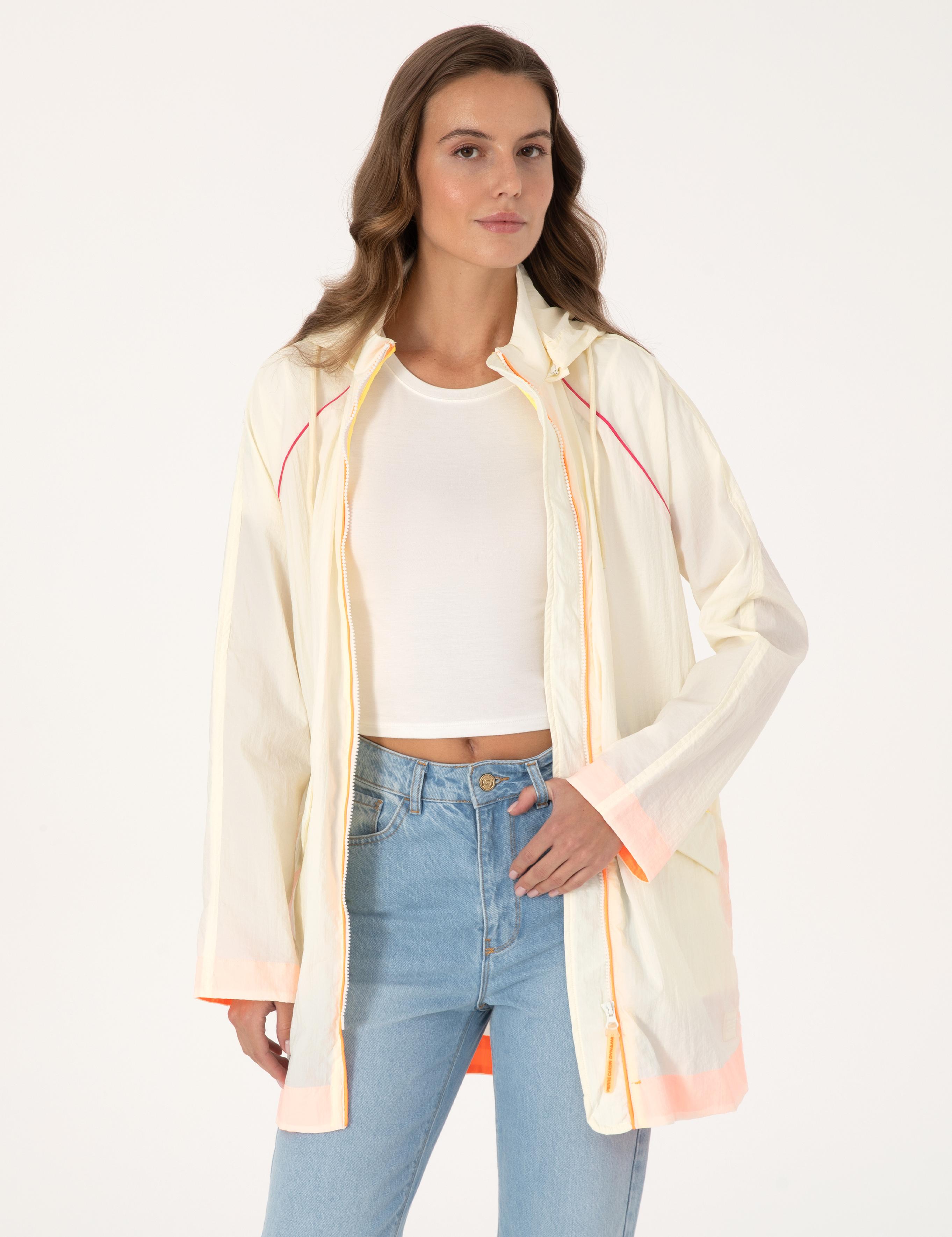 Ekru Comfort Fit Mont