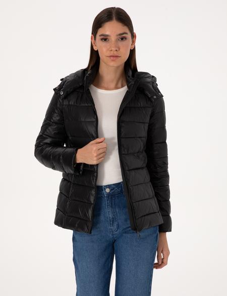 Siyah Çıkarılabilir Kapüşonlu Mont - 50314169002