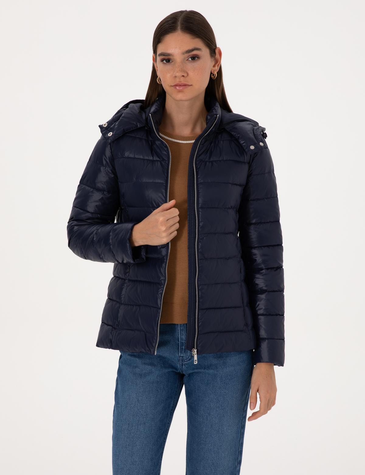 Lacivert Çıkarılabilir Kapüşonlu Mont