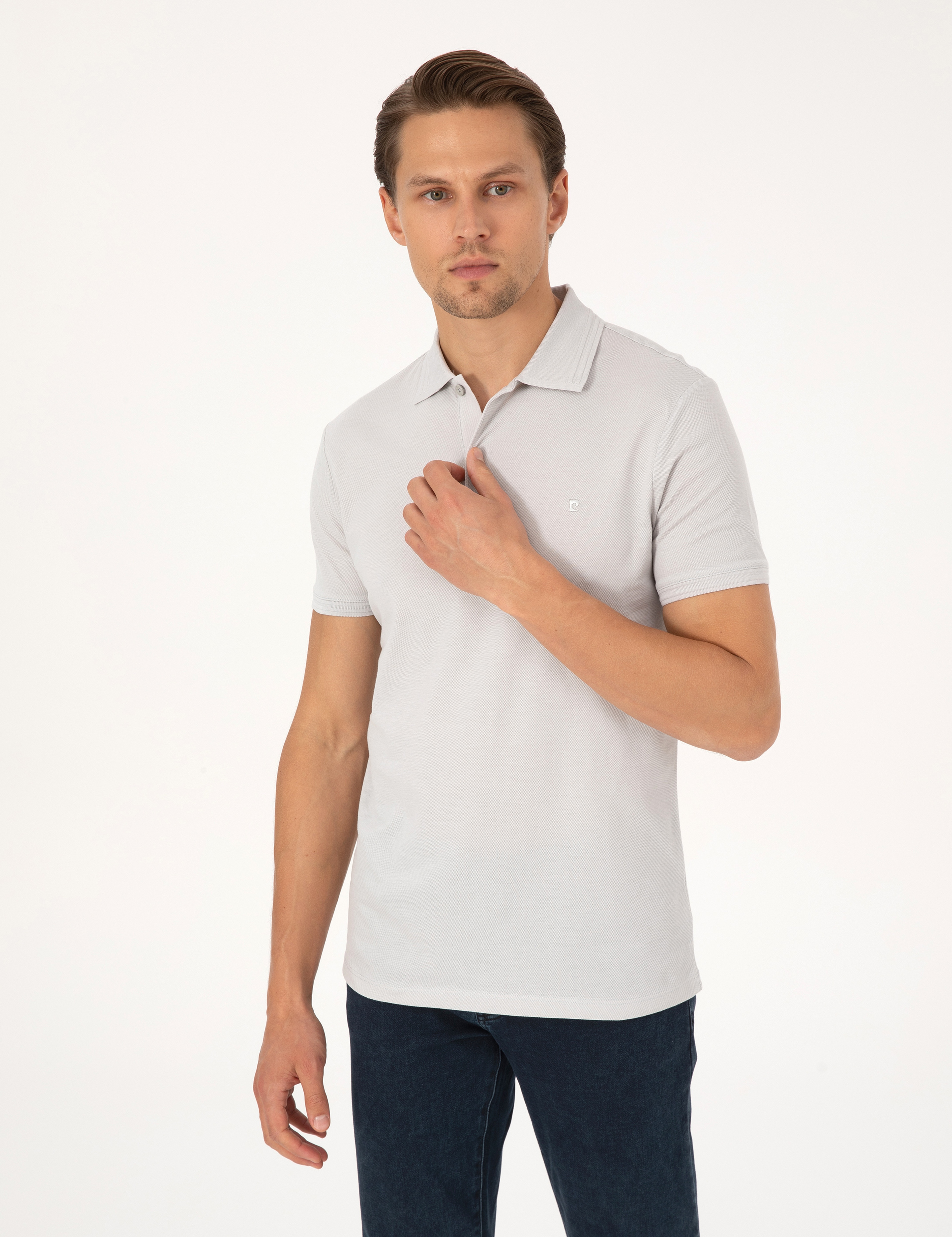 Açık Gri Slim Fit %100 Pamuk Kıvrılmaz Düğmeli Polo Yaka Basic Tişört - Image 3