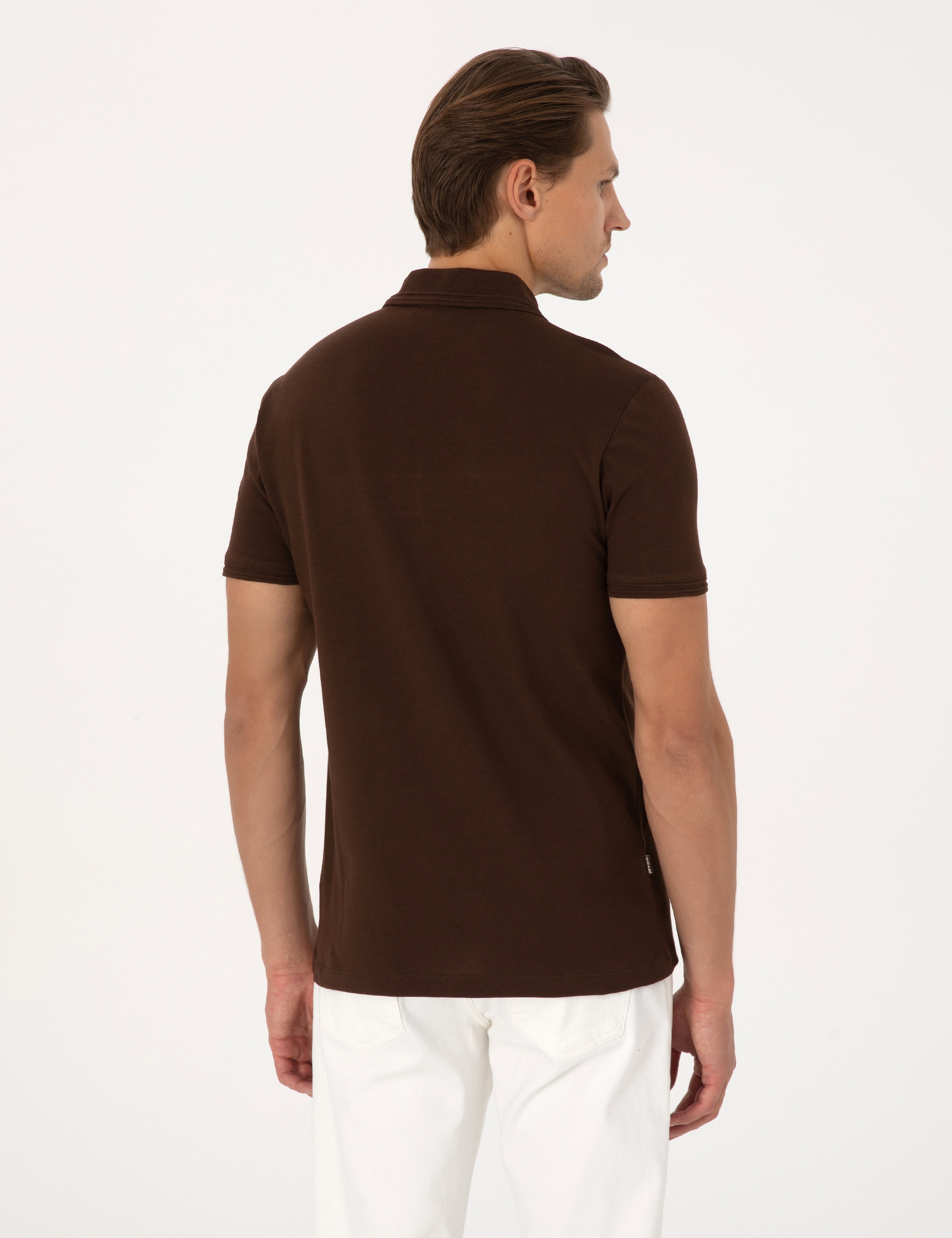 Koyu Kahverengi Slim Fit %100 Pamuk Kıvrılmaz Düğmeli Polo Yaka Basic Tişört